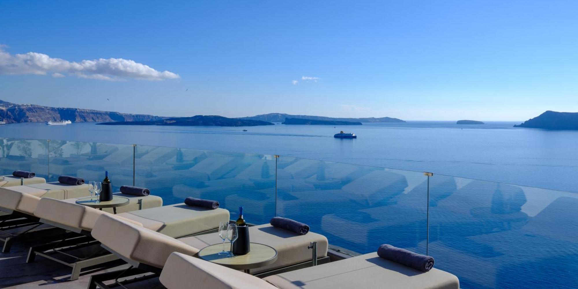 Nostos * Oia (Santorini)