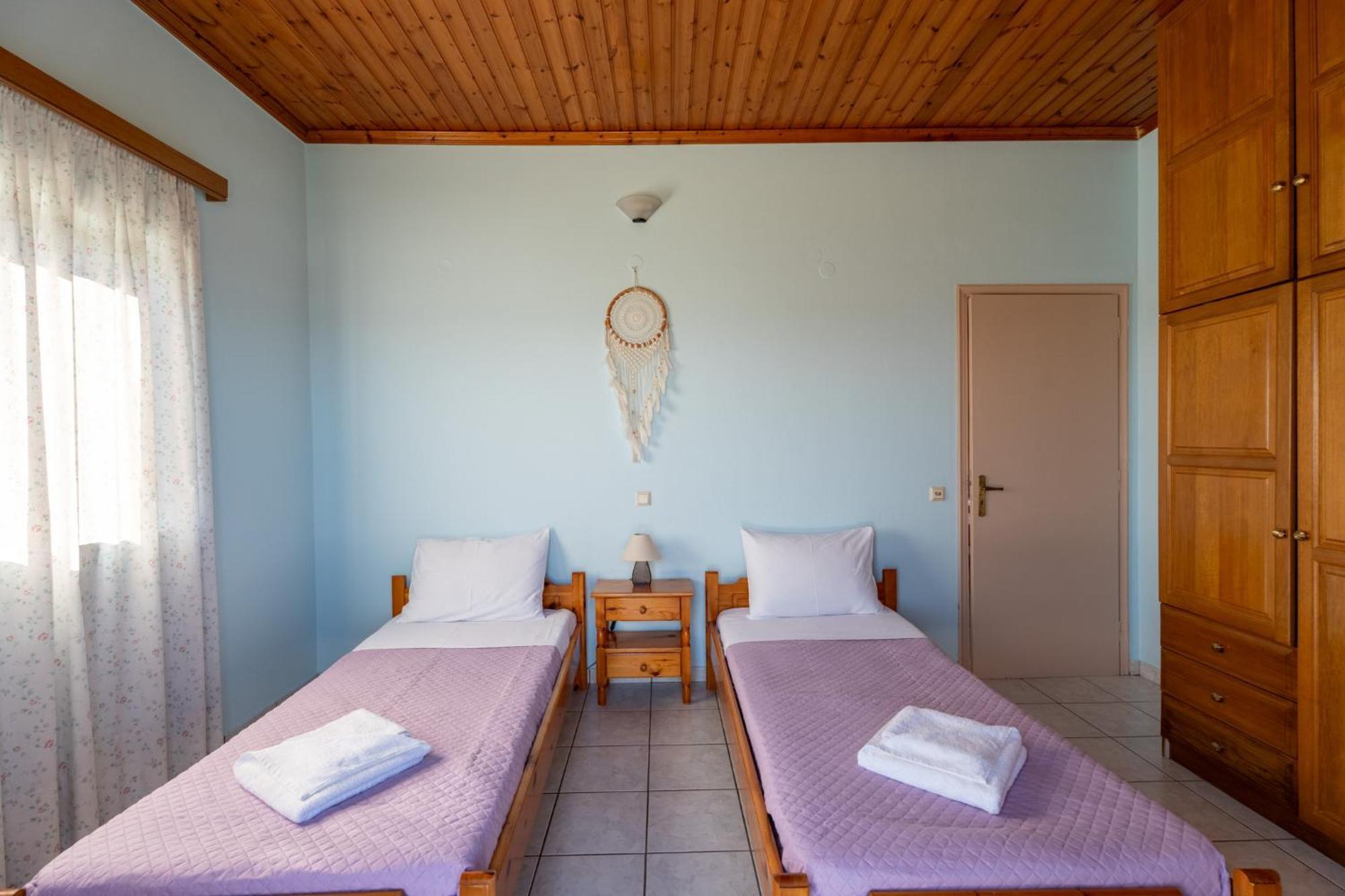 Ocean Breeze Apartment * Kypseli