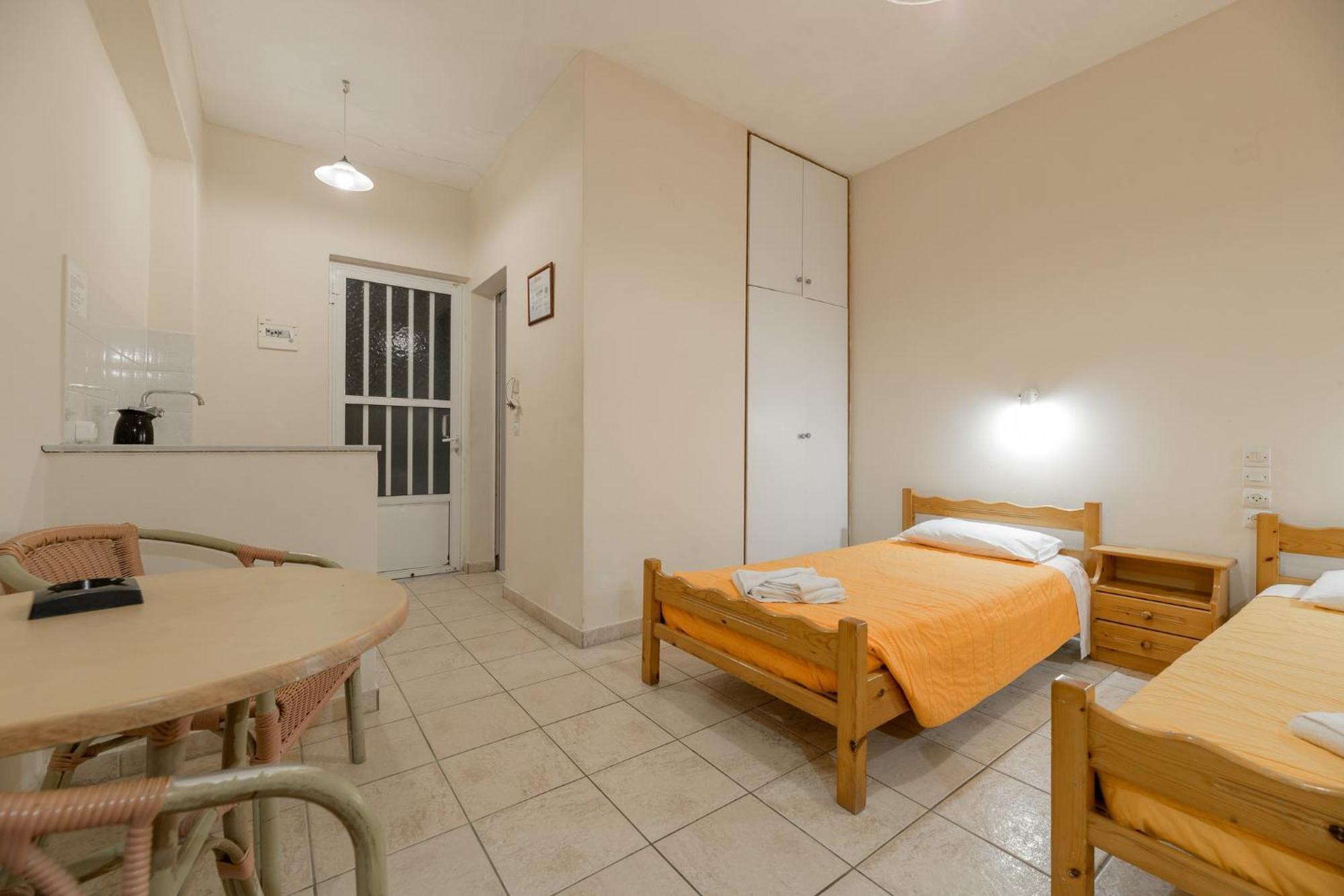 Apartment Pink Panther &