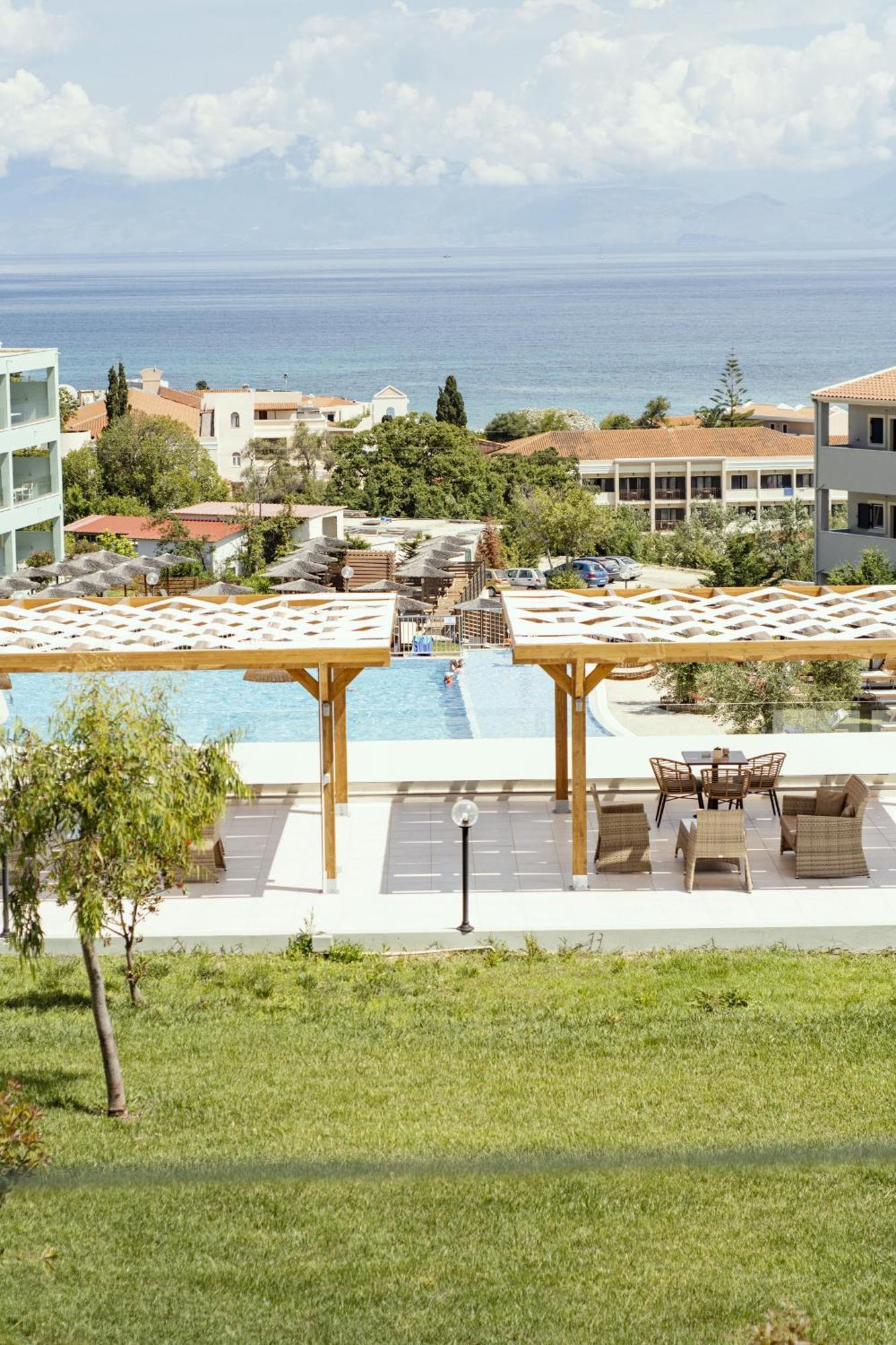 Aparthotel Robolla 4*