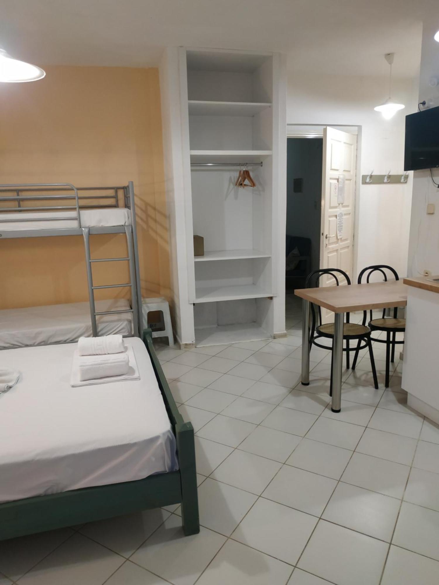 Aparthotel Renia