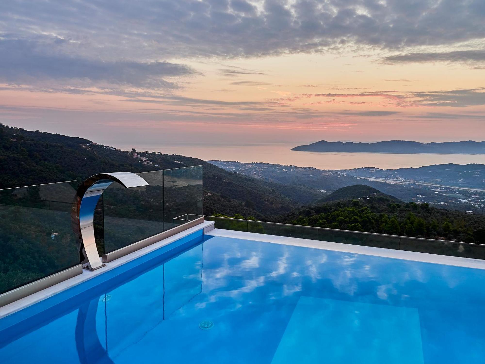 Sky Sea Resort 5*