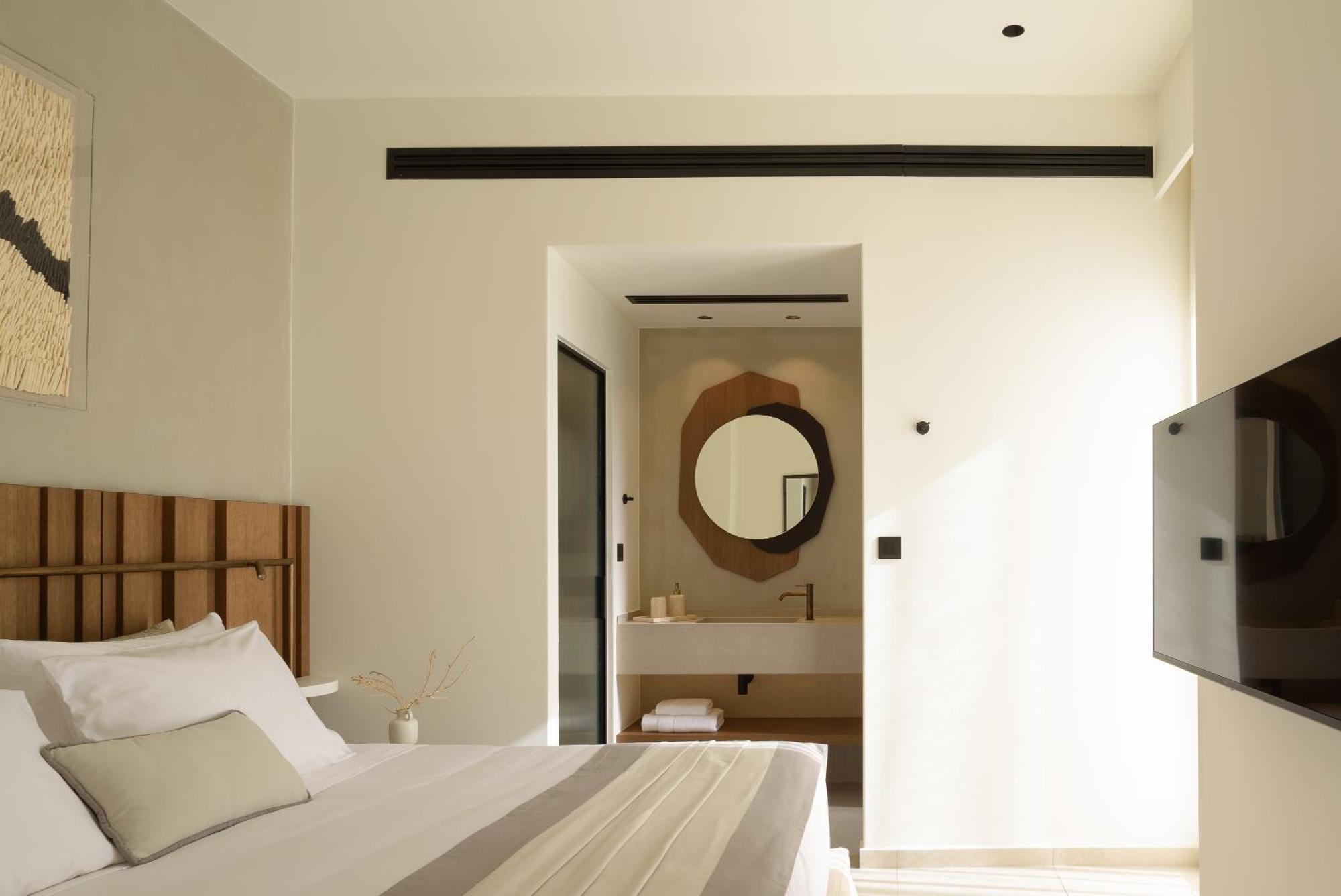 Kimata Beachfront Retreats, With Private Plunge Pools, By Thinkvilla Apartment *