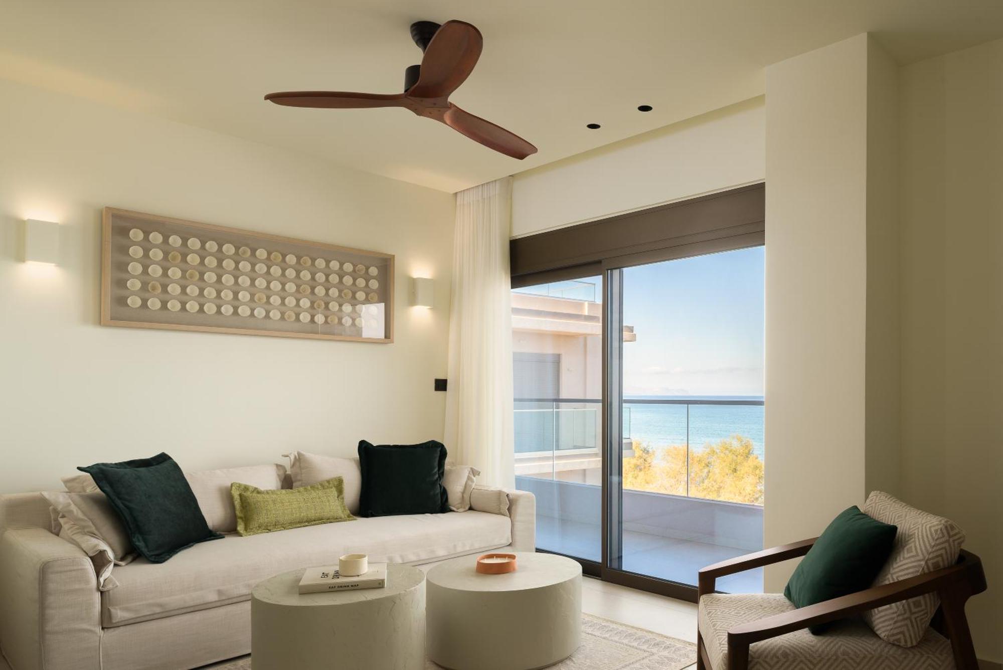 Kimata Beachfront Retreats, With Private Plunge Pools, By Thinkvilla Apartment Rethymno (Crete)