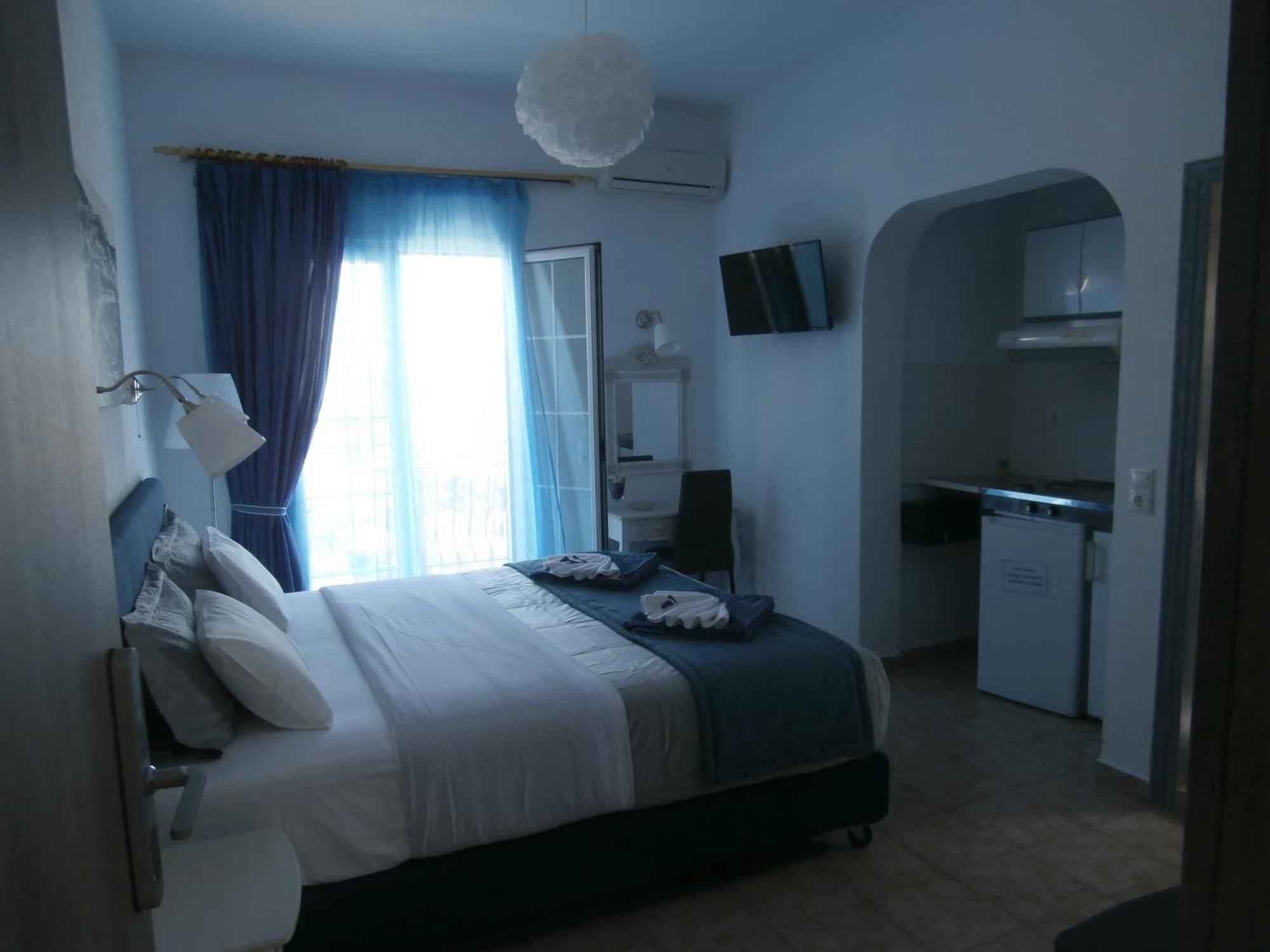 Nina Adult Only Skiathos Town