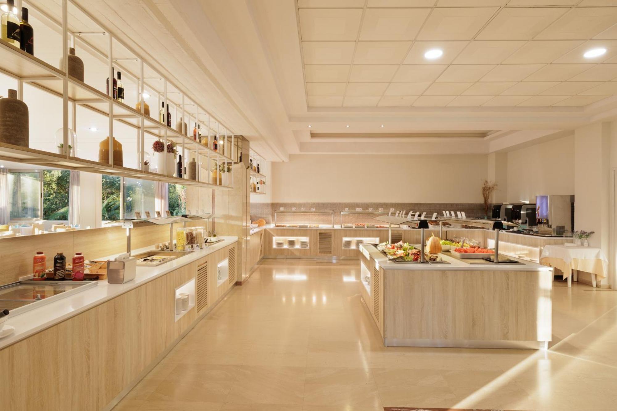 Nafsika - Adults Only 4*