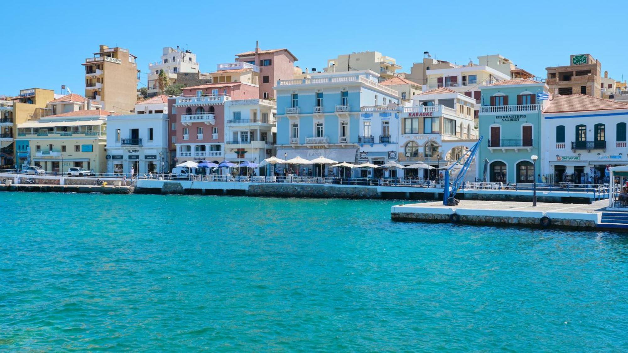 Iremia Seafront Villa, Timeless Lifestyle Villa *