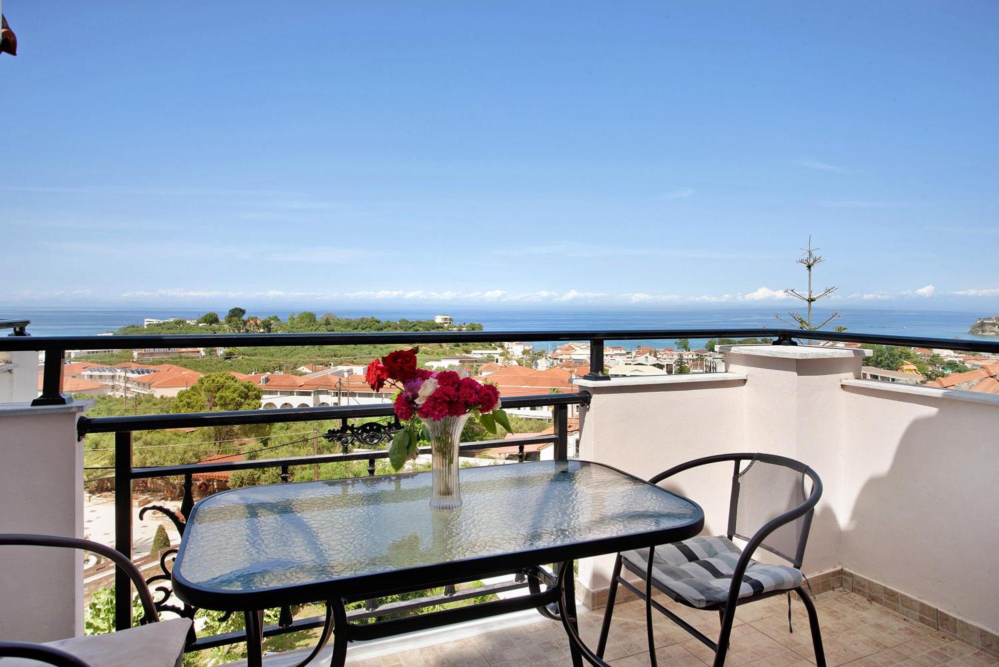 Apartment Yiannis Sea View 9 *
