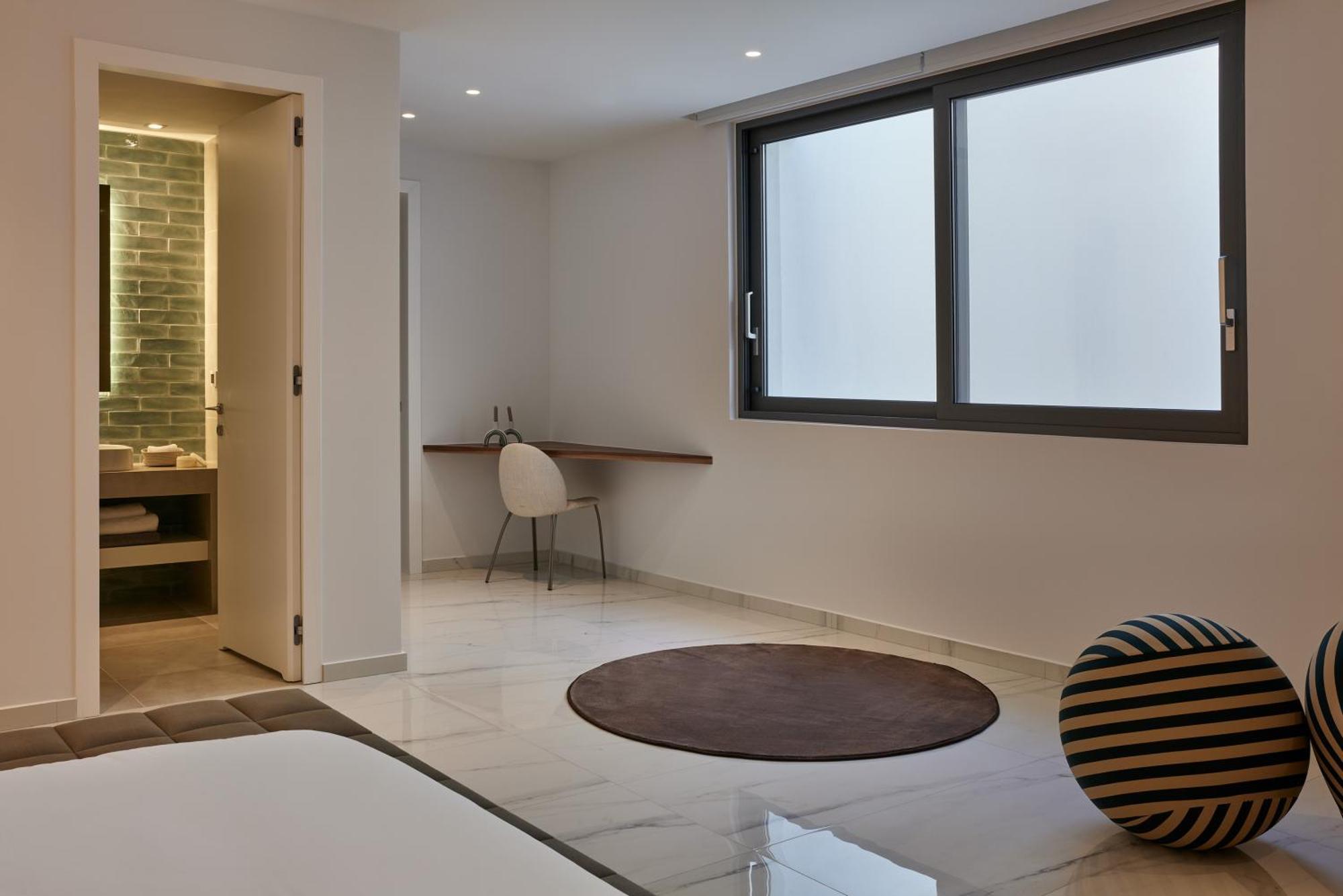 Iremia Seafront Villa, Timeless Lifestyle *
