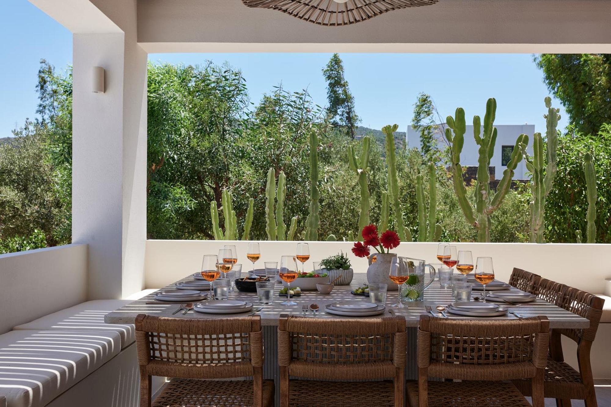Iremia Seafront Villa, Timeless Lifestyle * Amoudara (Lasithi)