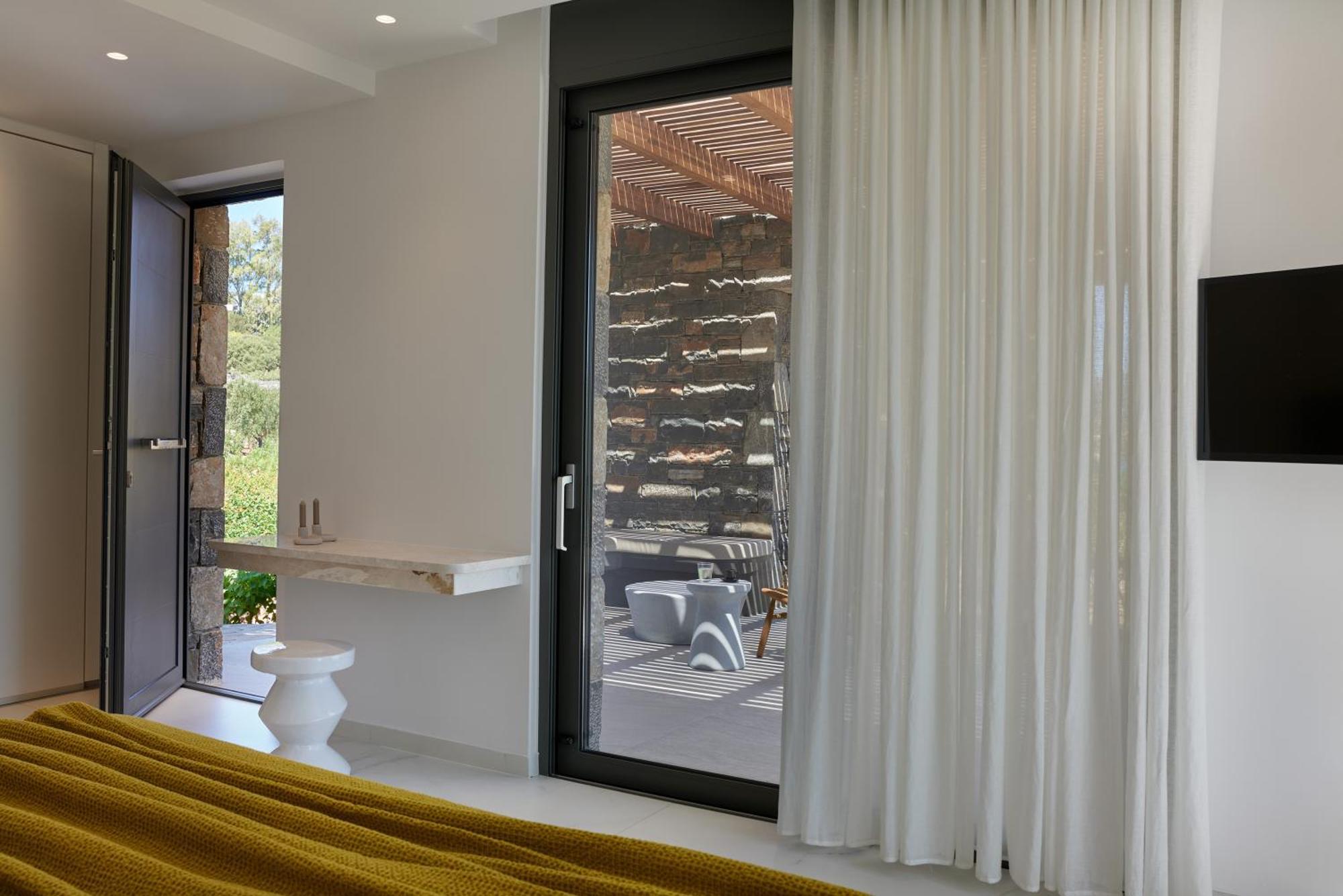 Iremia Seafront Villa, Timeless Lifestyle Amoudara (Lasithi)
