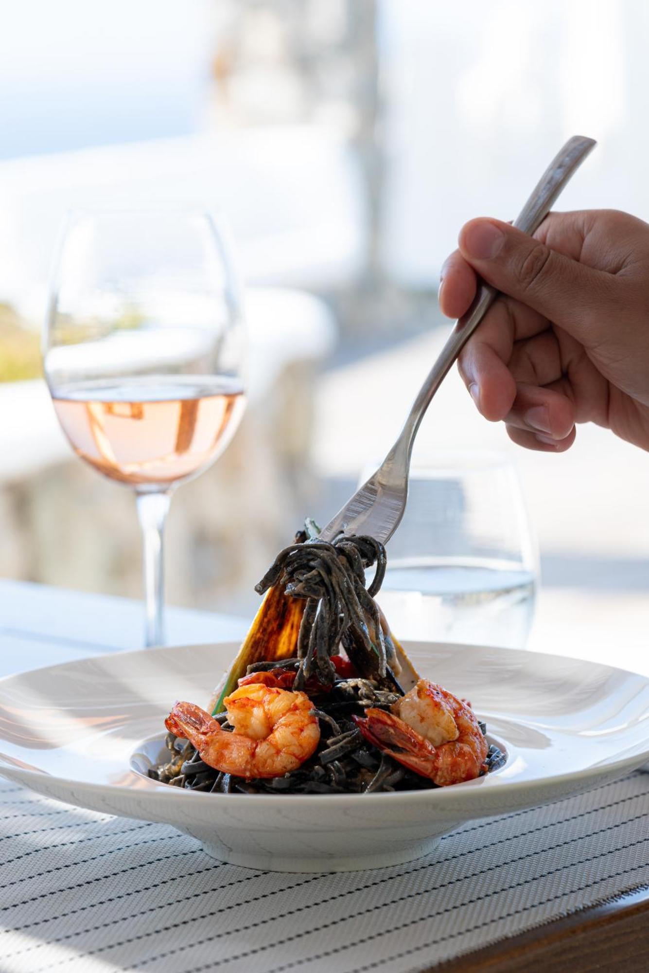 Tharroe Of Mykonos Boutique Hotel 5*