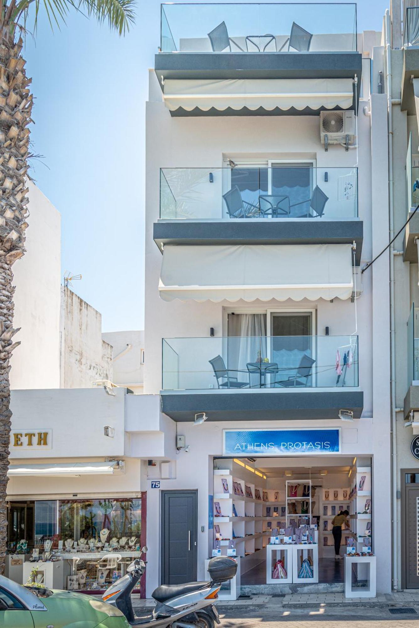 Luxury Seaside * Hersonissos (Crete)