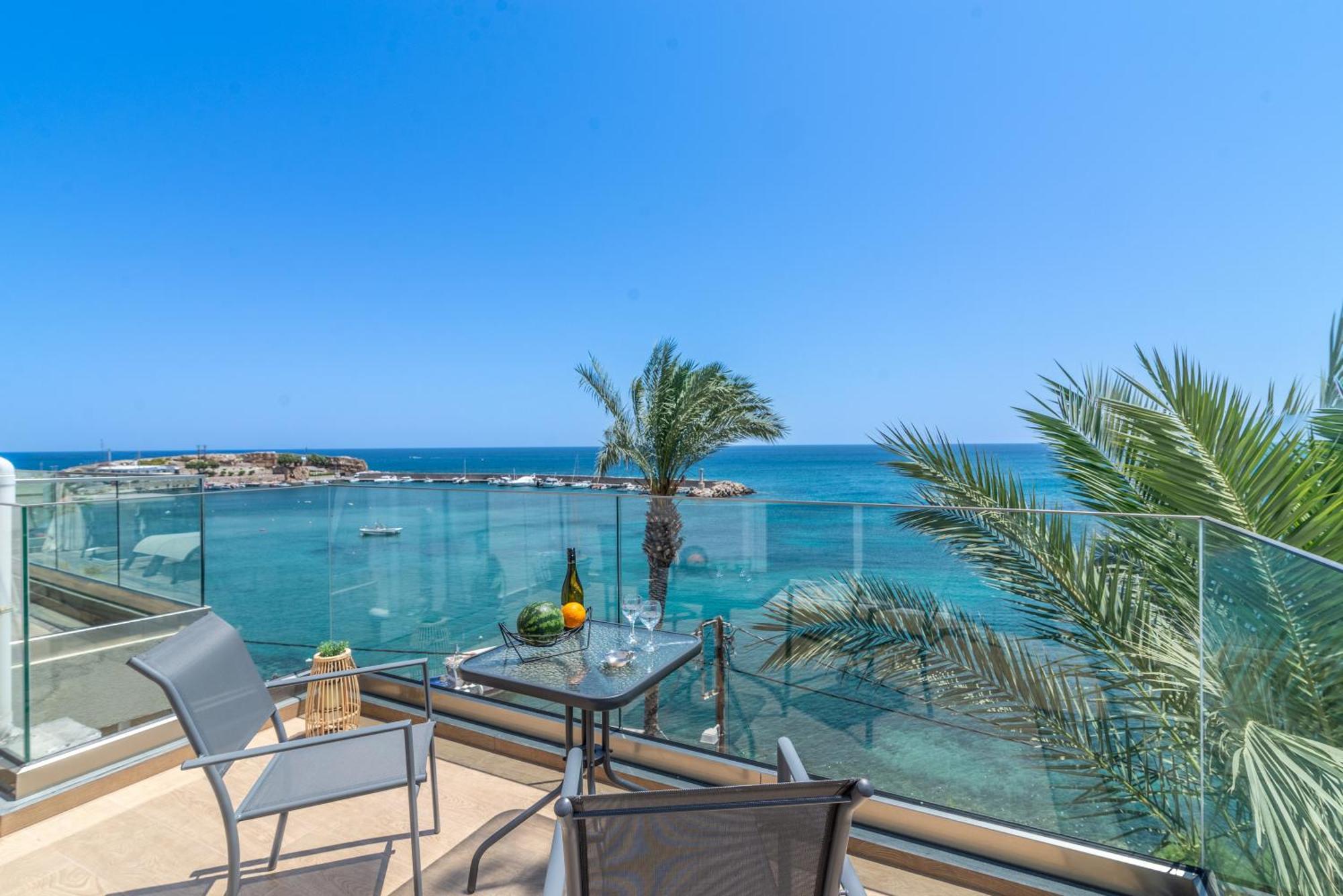 Luxury Seaside * Hersonissos (Crete)