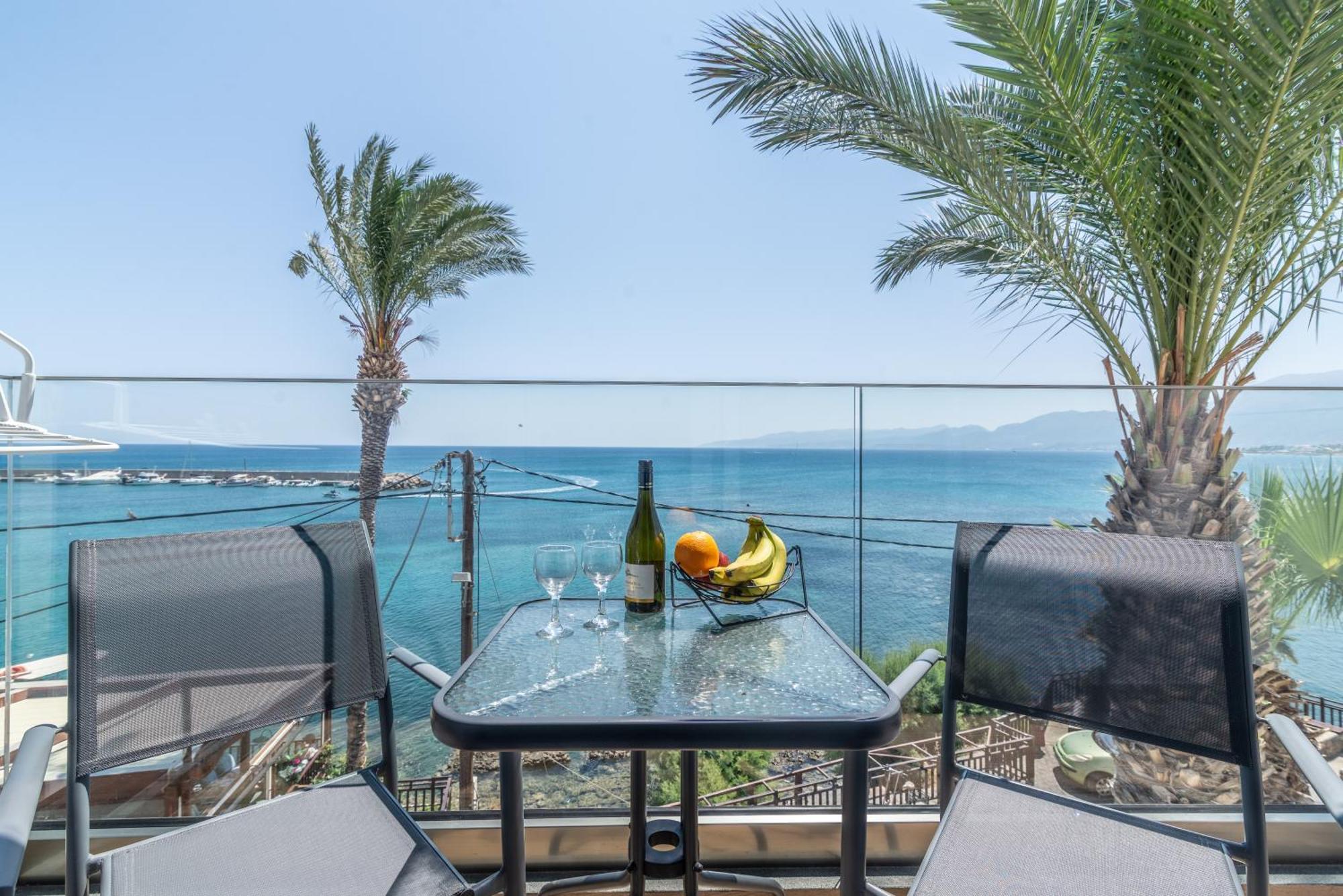 Luxury Seaside Hersonissos (Crete)
