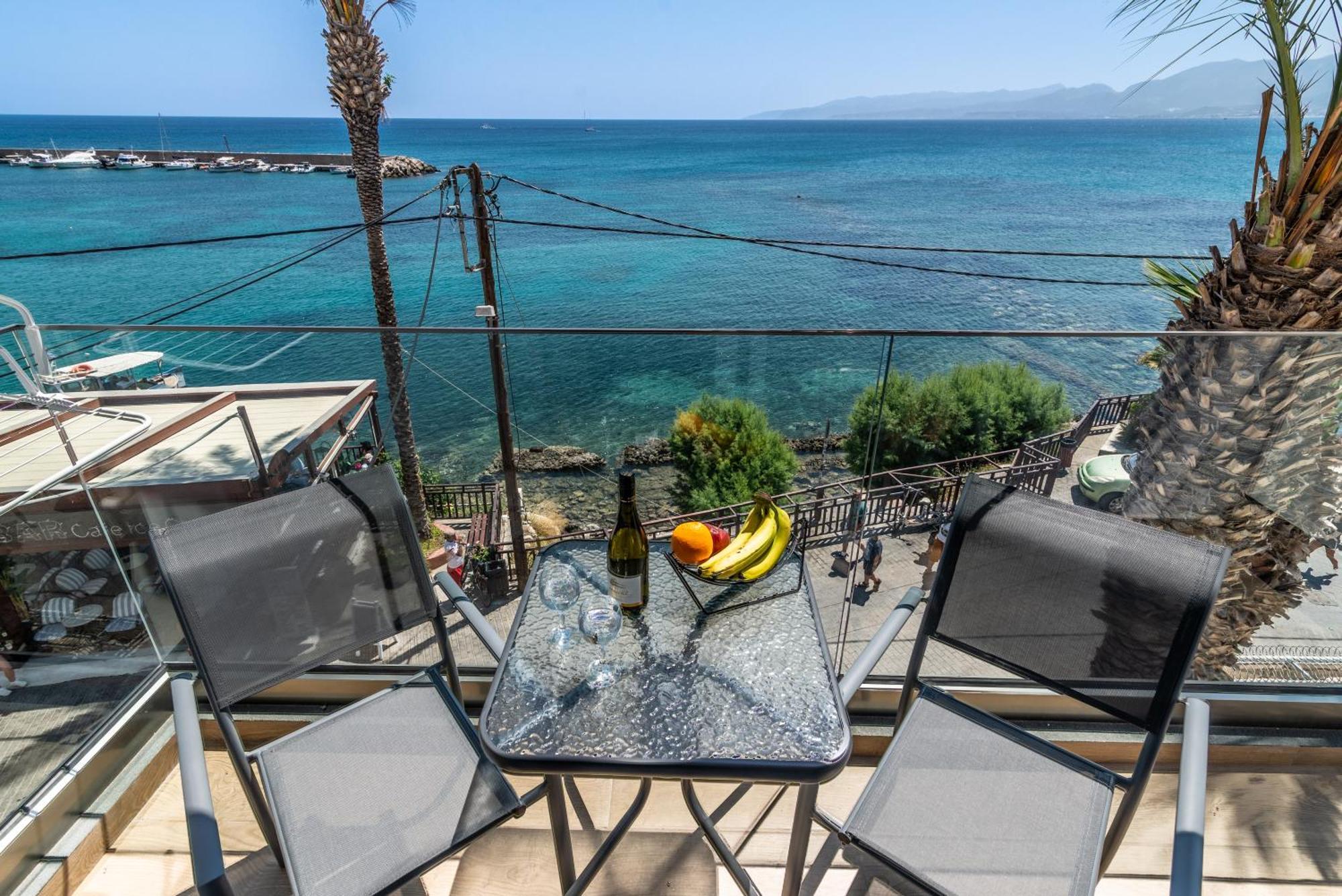 Luxury Seaside Hersonissos (Crete)