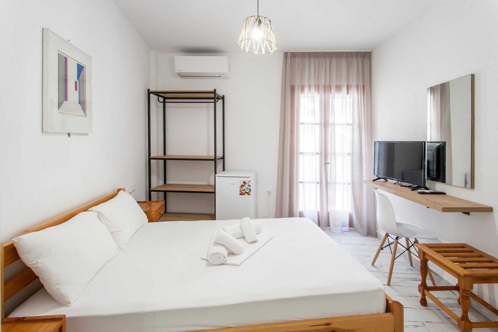 Guest house Eliza Skiathos Town