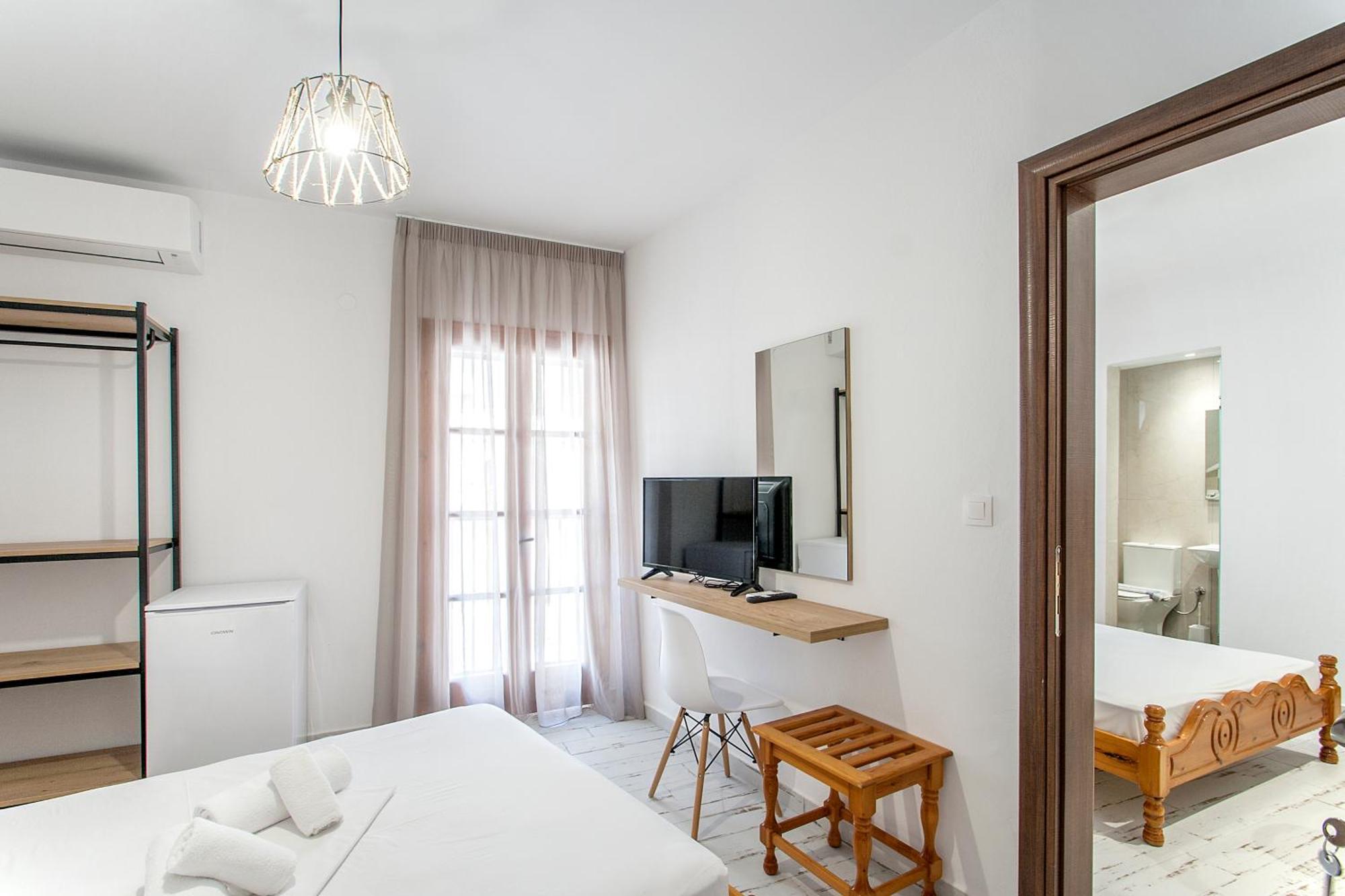 Guest house Eliza Skiathos Town