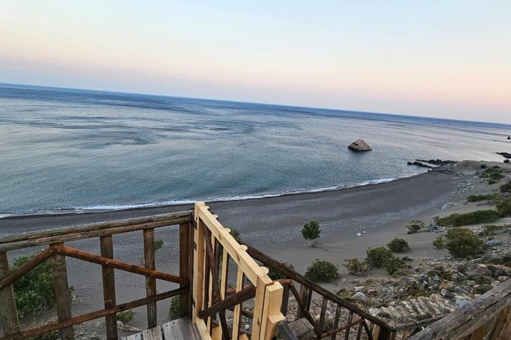 Apartment Amazing Seafront House With Private Beach *