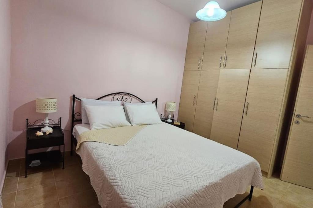 Apartment Amazing Seafront House With Private Beach *
