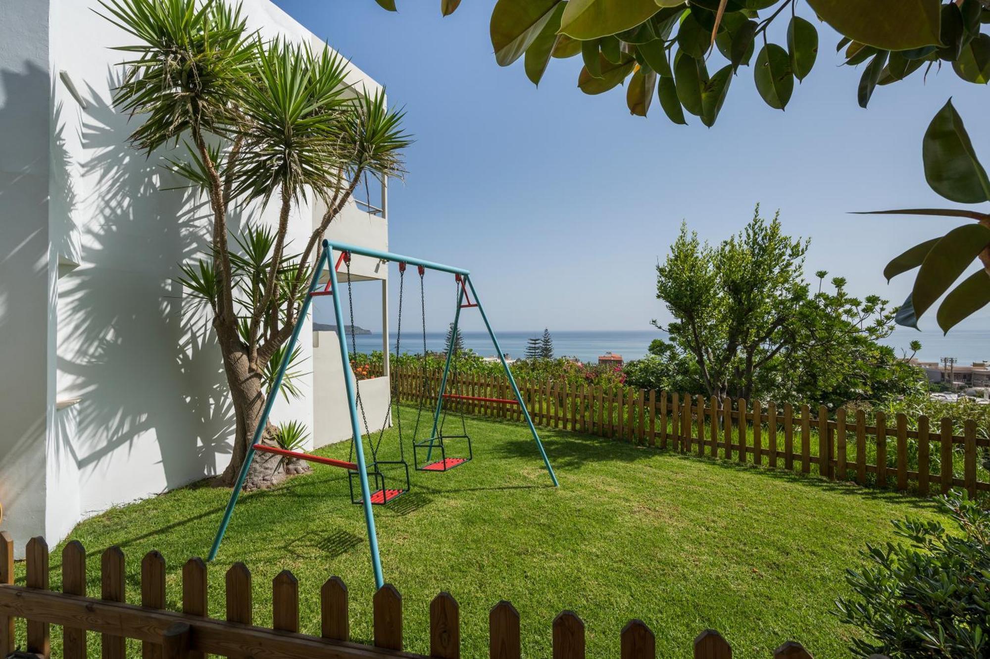 Aparthotel Hermes Sea View 3*