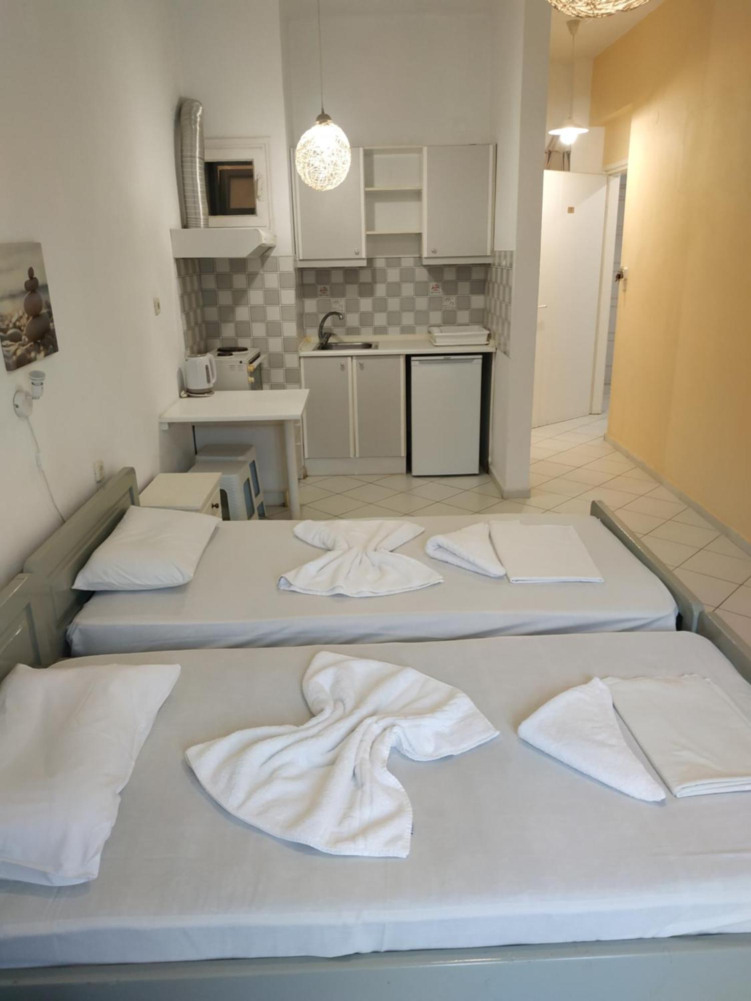Renia Aparthotel