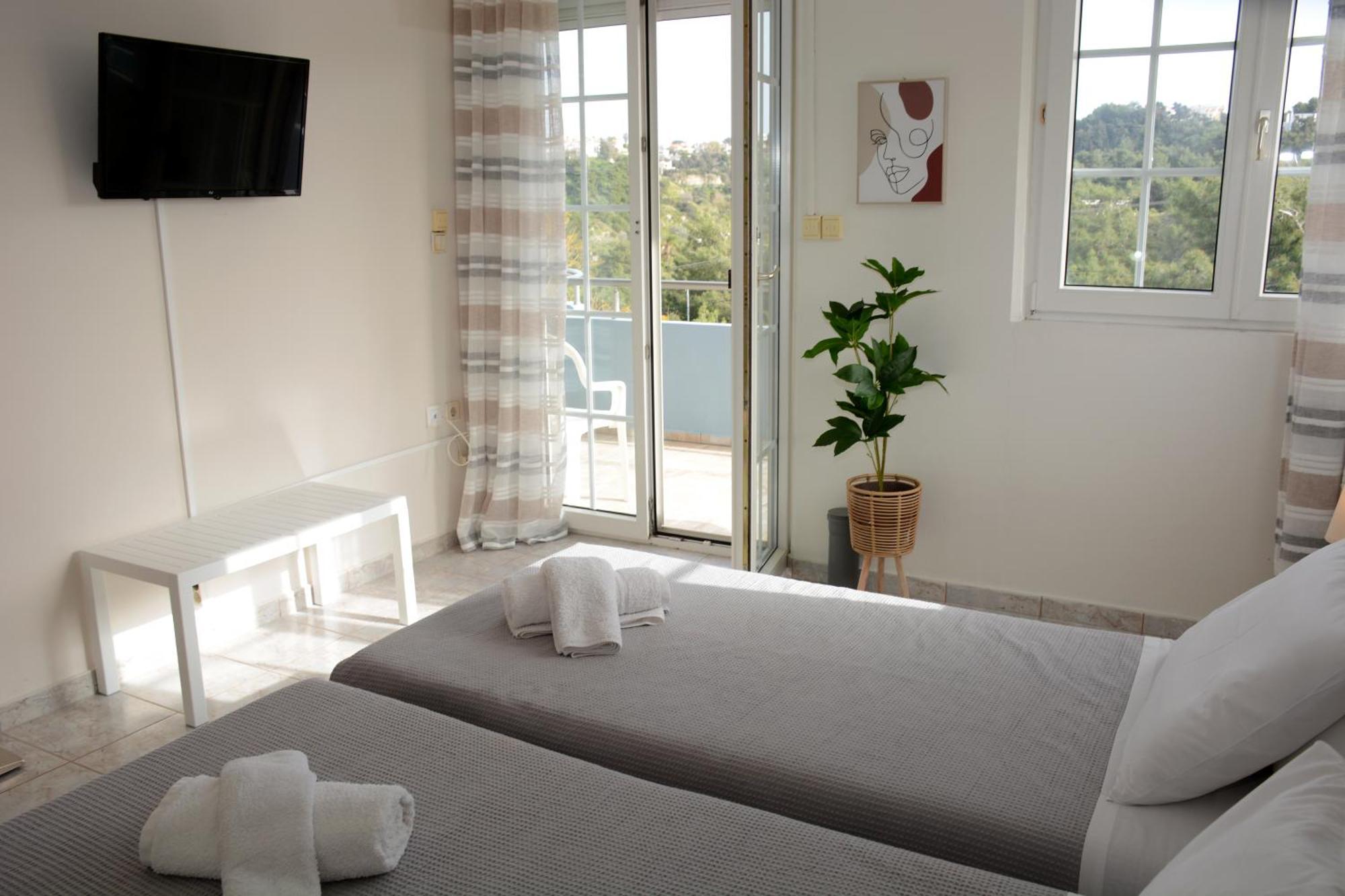 Athina's With Heated Pool Villa Koskinou (Rhodes)