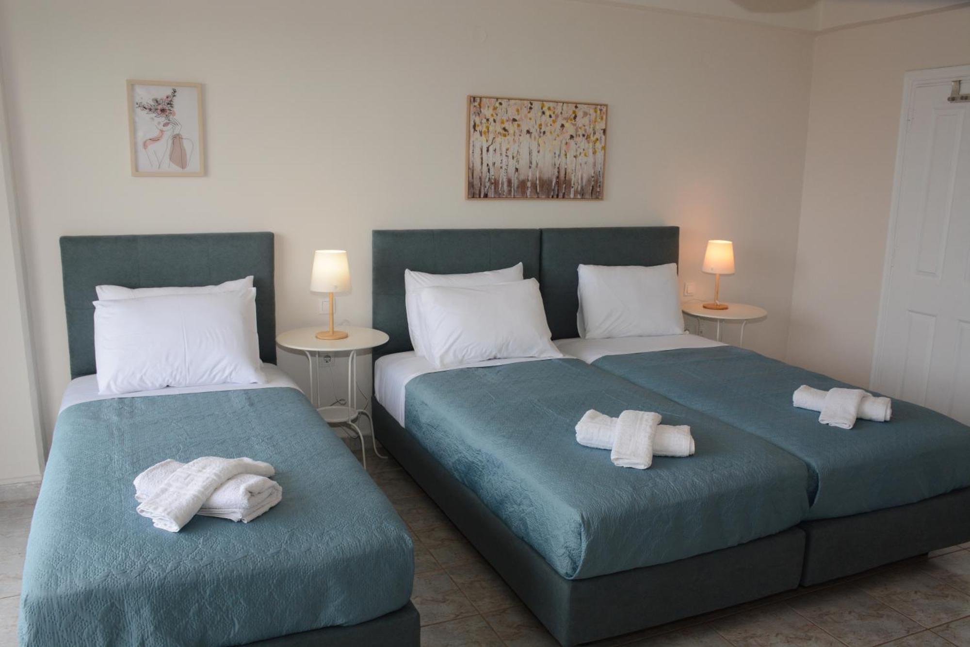 Athina's With Heated Pool
