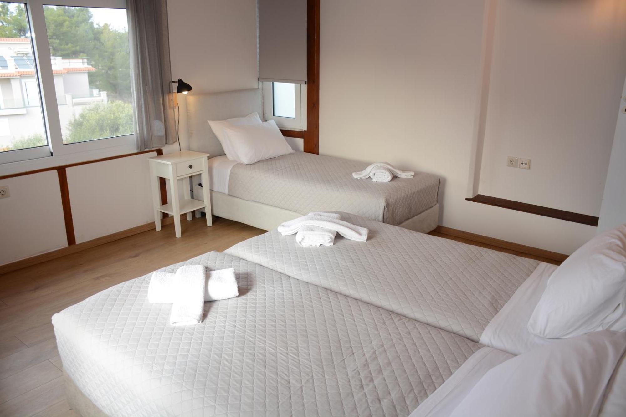 Villa Athina's With Heated Pool Koskinou (Rhodes)