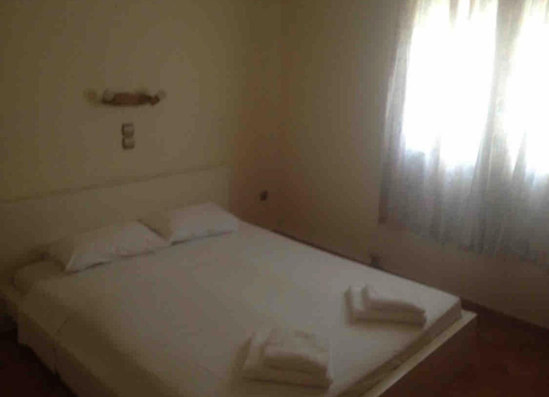 Beautiful 2 Bedroom In Skala Sleeps 5 *