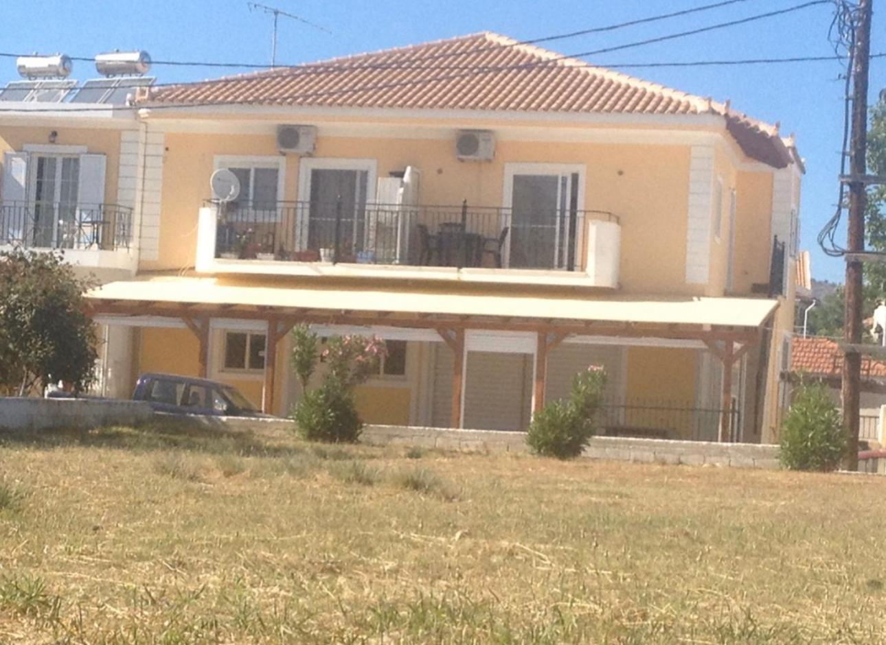 Beautiful 2 Bedroom In Skala Sleeps 5 Apartment *