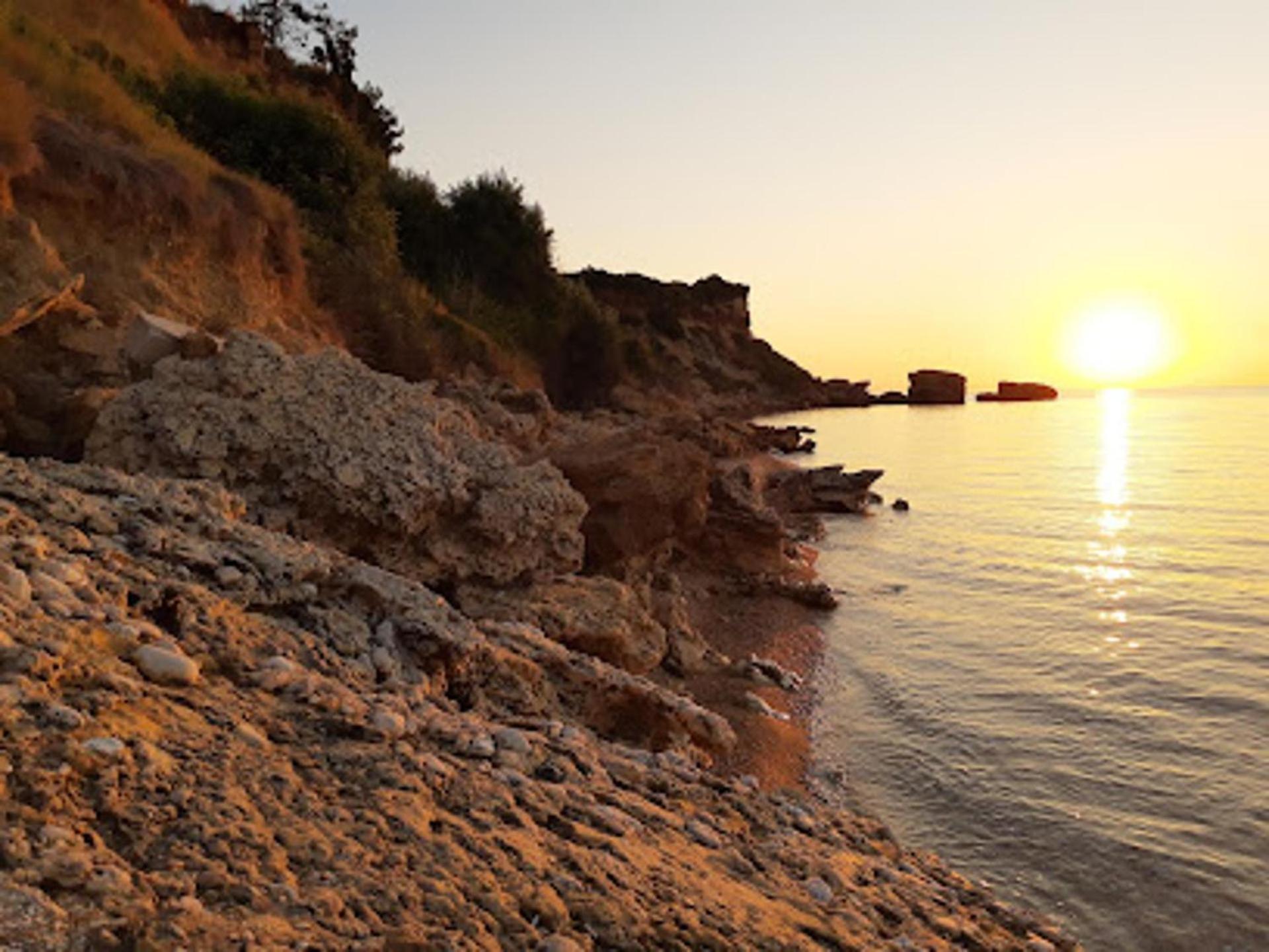 Beautiful 2 Bedroom In Skala Sleeps 5 Apartment *