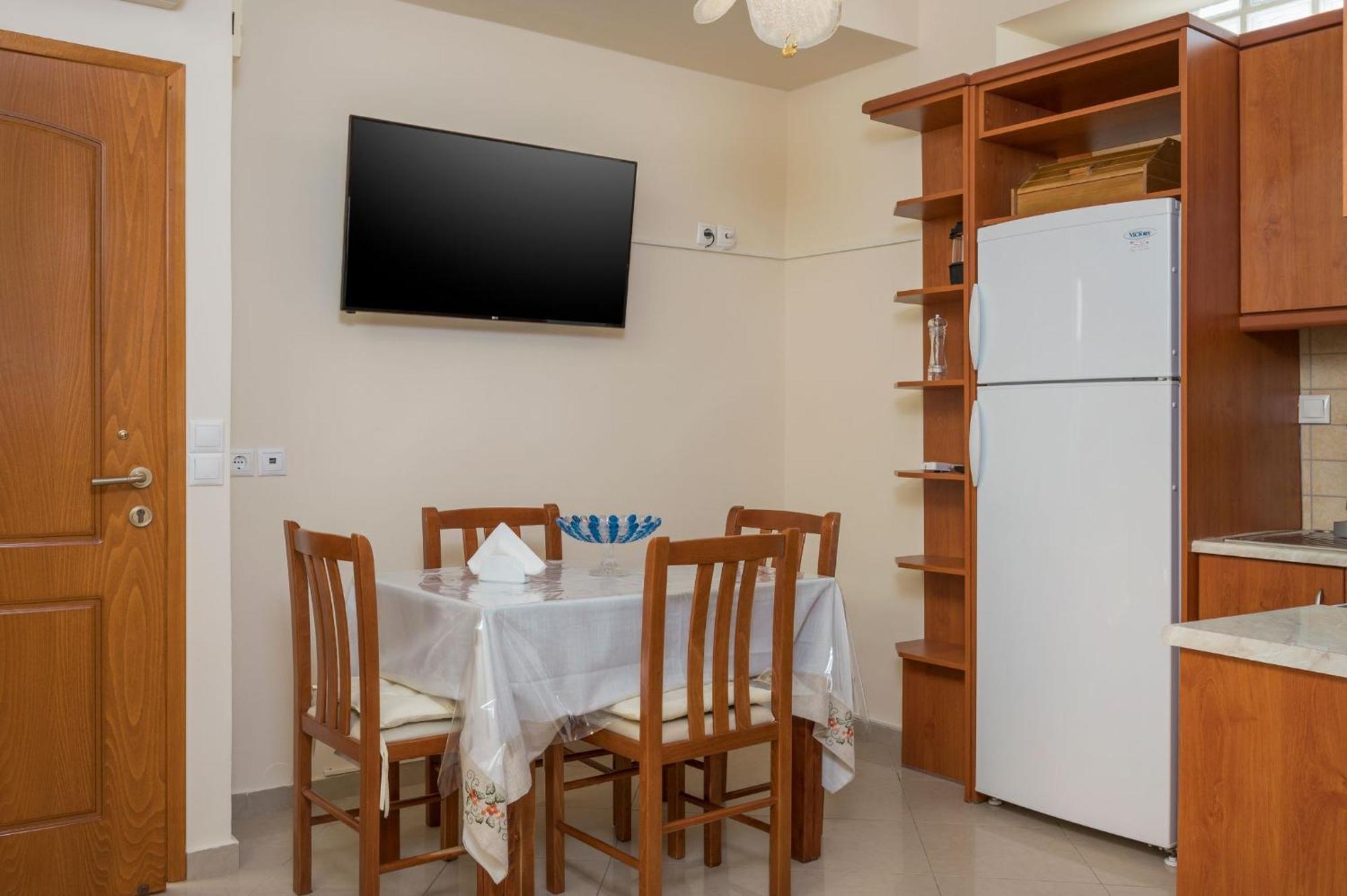 Kyma Corali 2 Guests Apartment