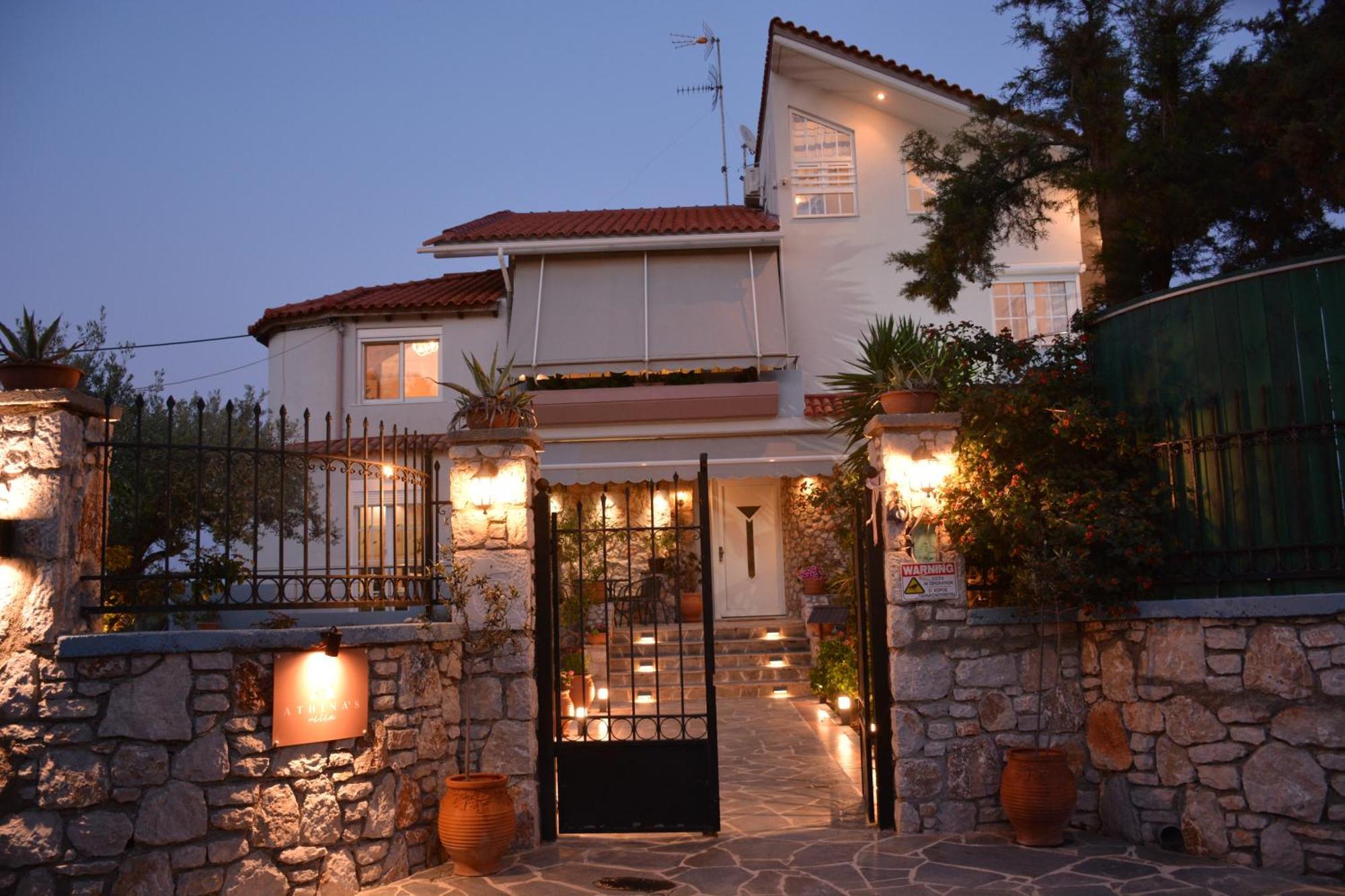 Villa Athina's With Heated Pool