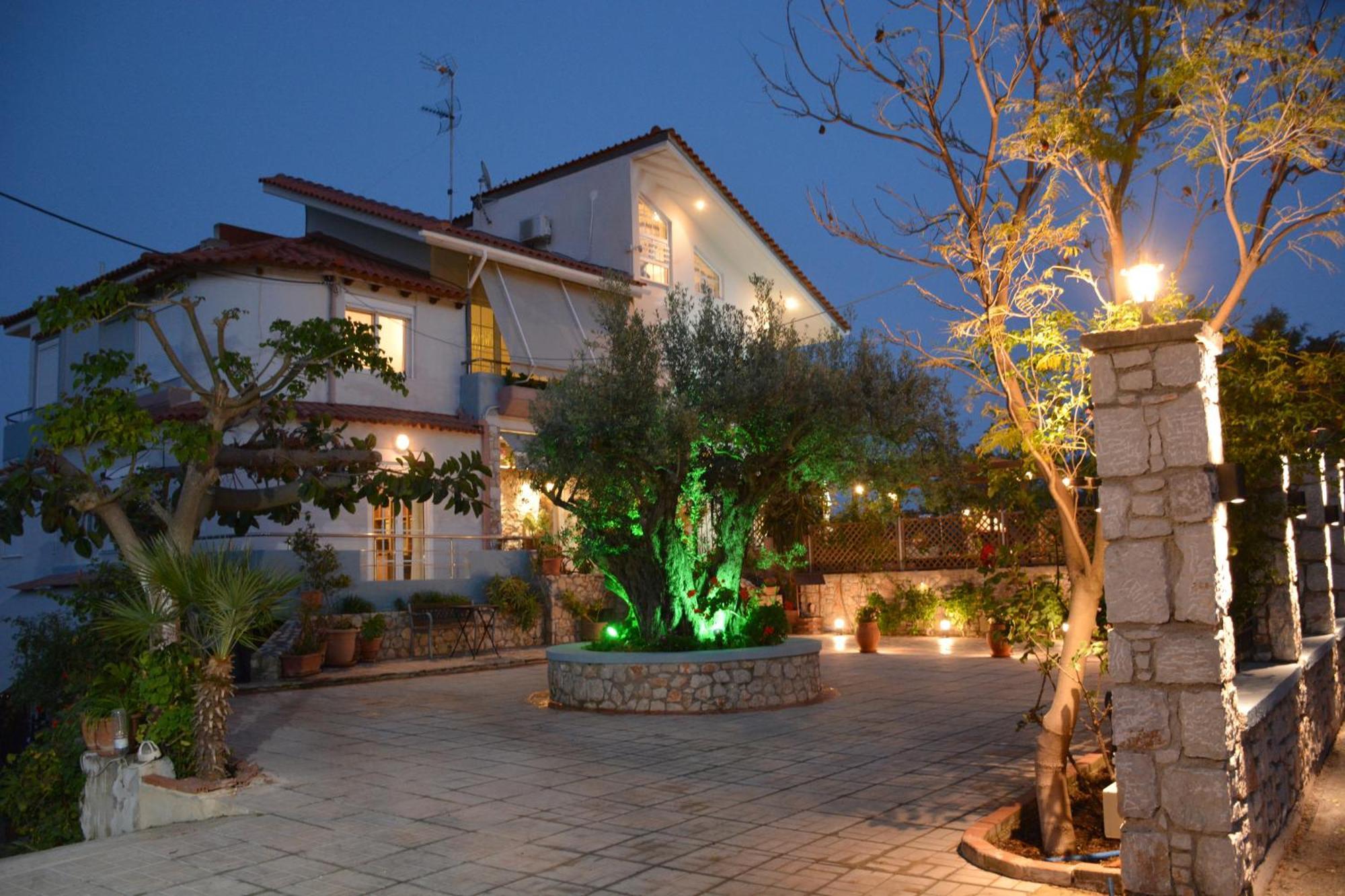Villa Athina's With Heated Pool Koskinou (Rhodes)