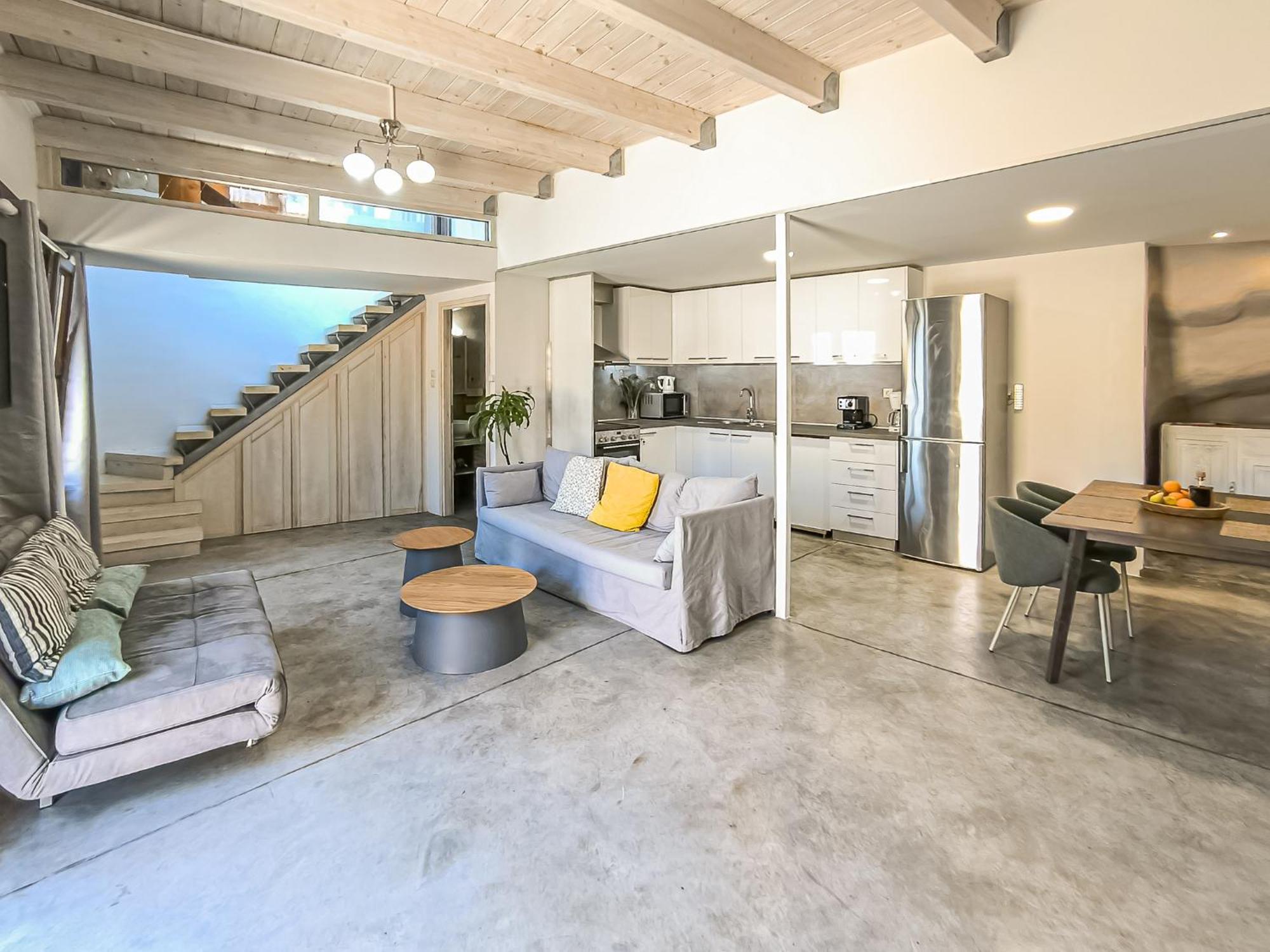Charming Old Tannery House With Spacious Veranda And Stunning Sea View! Holiday home