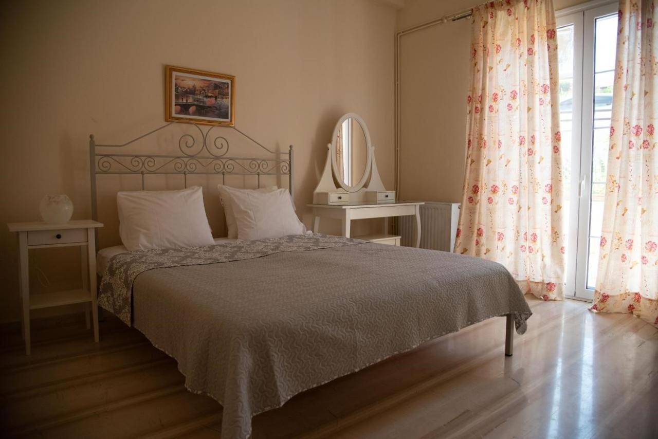 Veranda Apartment *