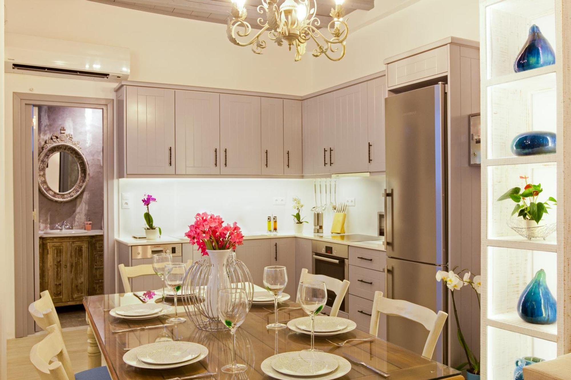Villa Shore Boutique