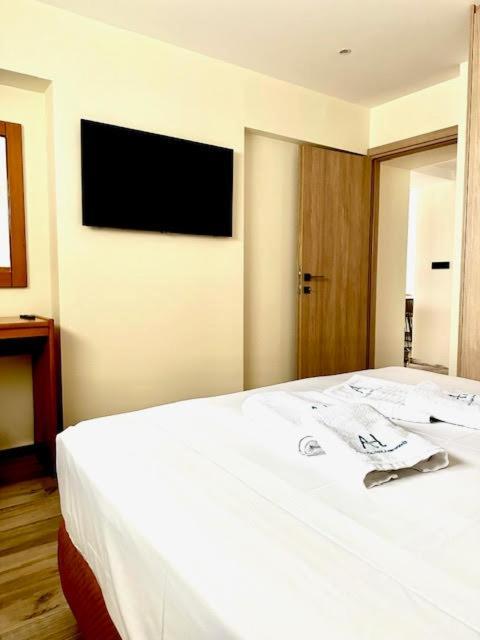 Amaryllis Aparthotel