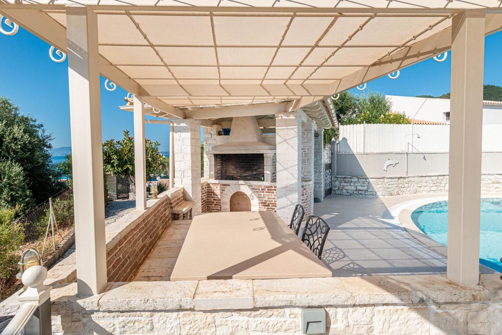 Villa - Kouloura *