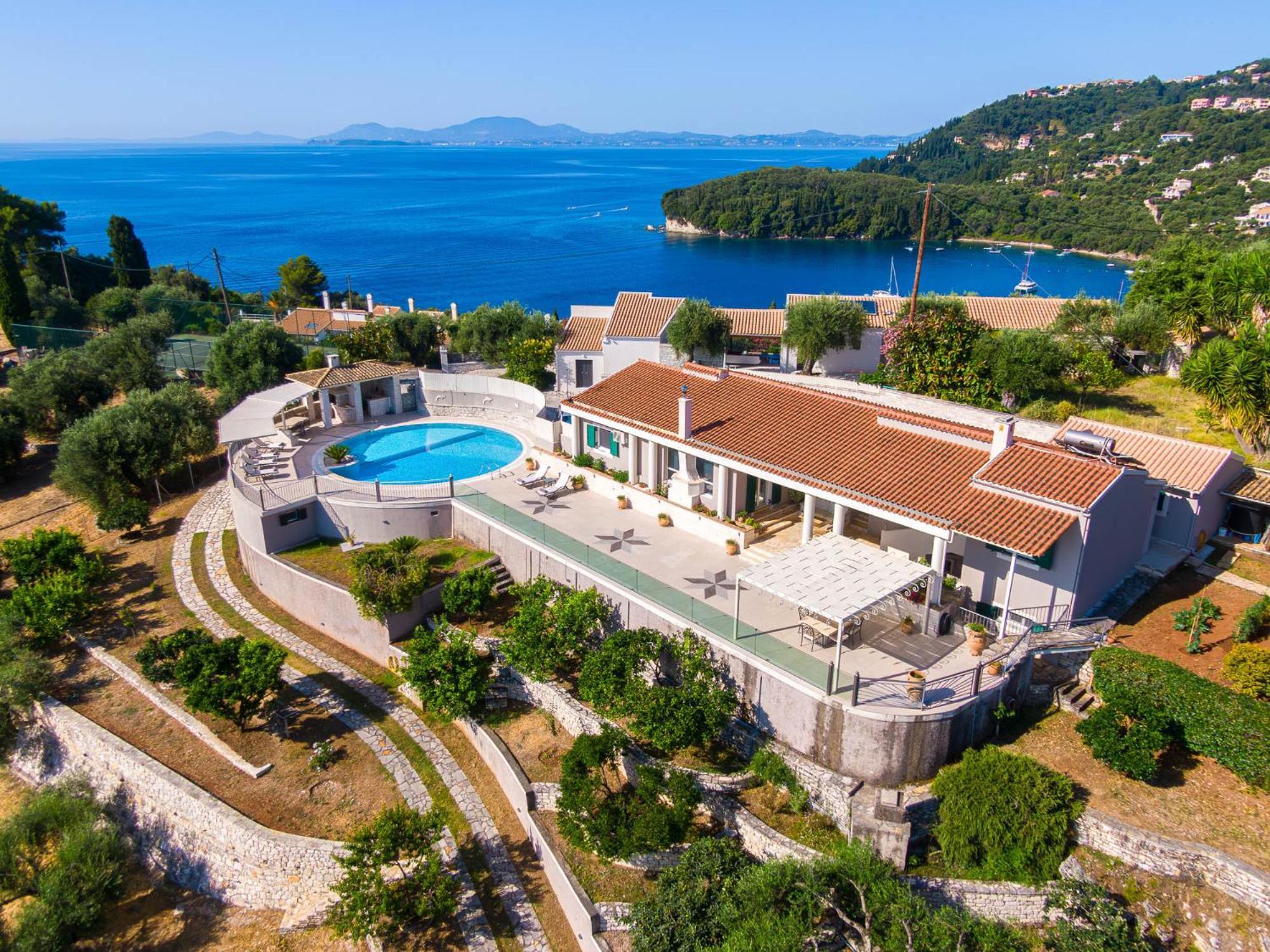 Villa - Kouloura *