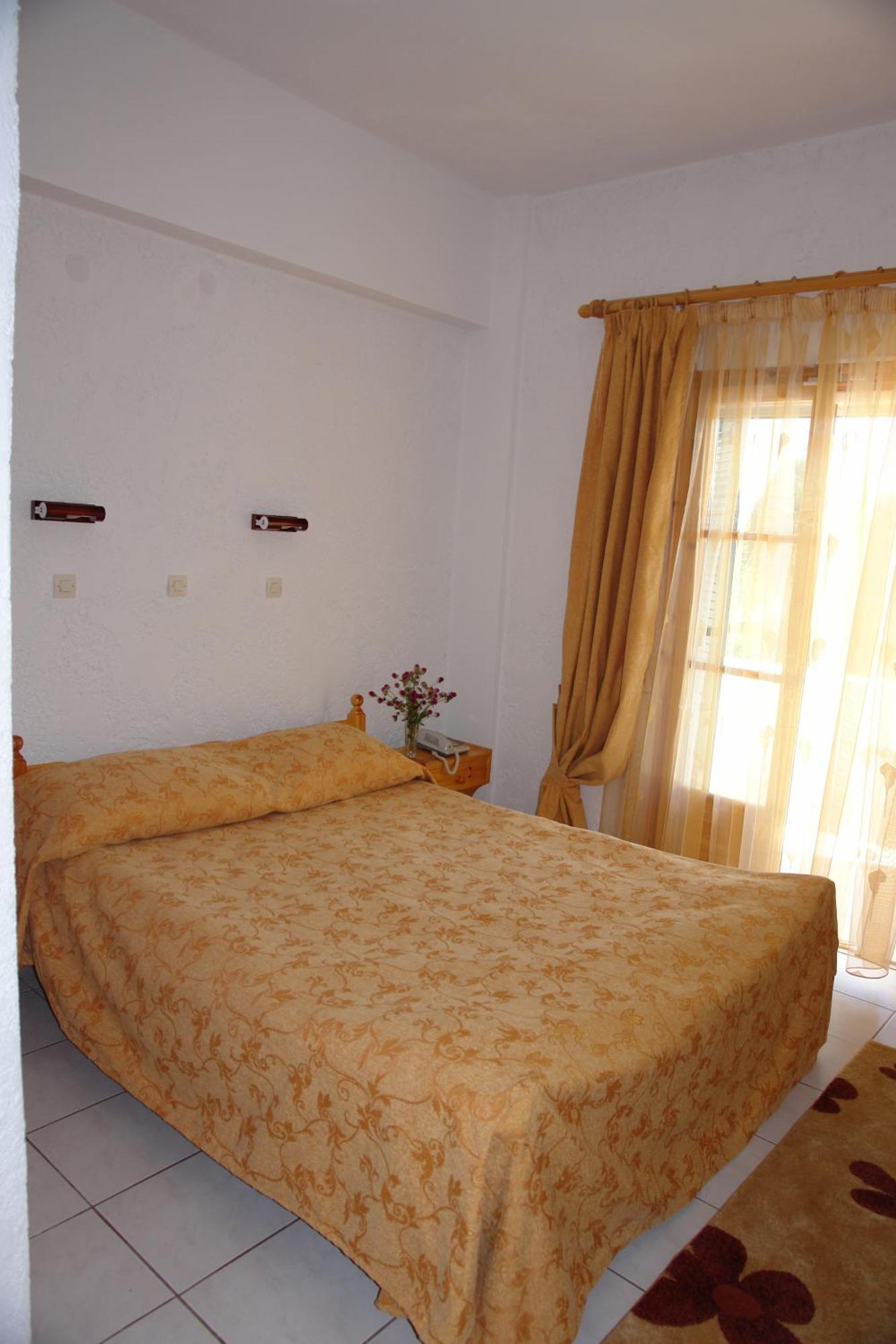 Aparthotel Prasoudopetra *