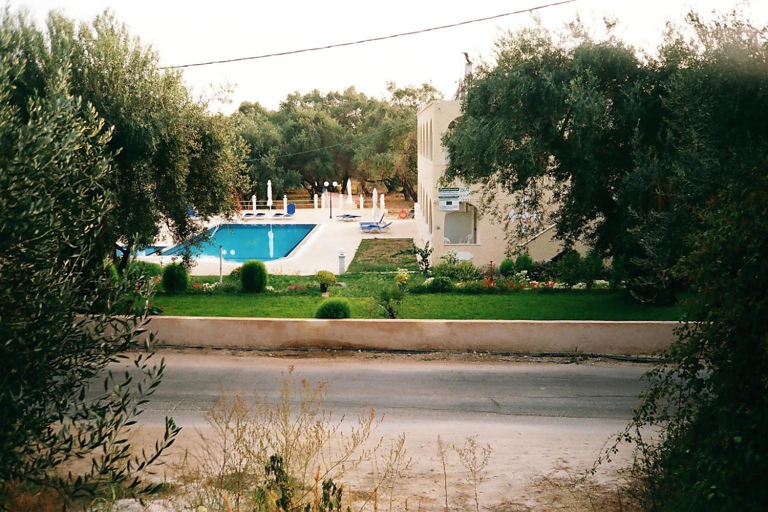 Prasoudopetra Aparthotel *