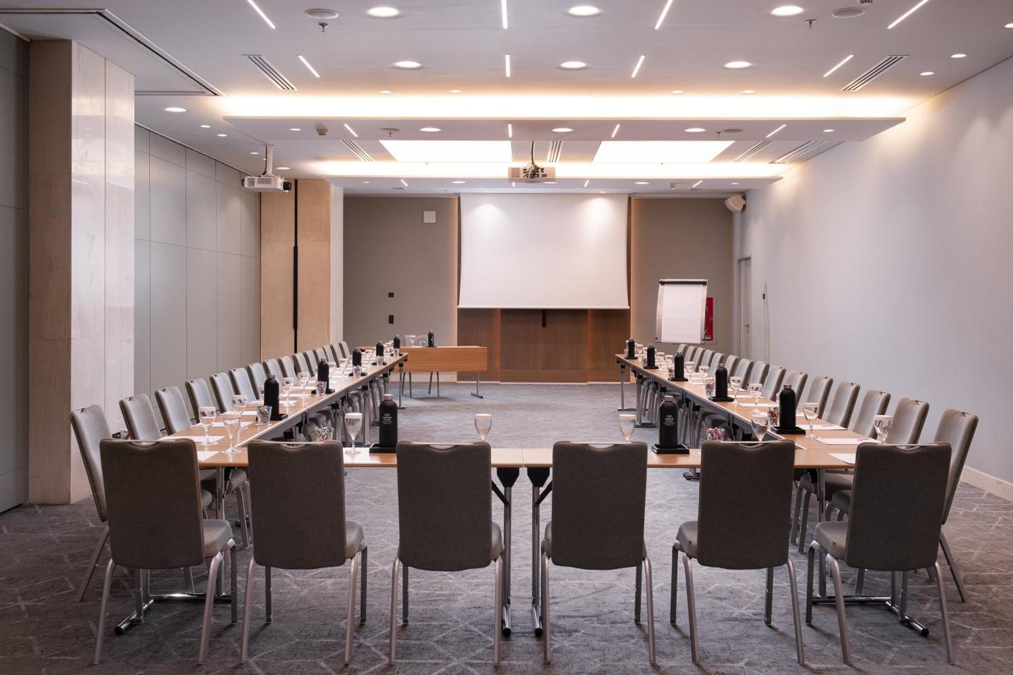 Crowne Plaza Centre By Ihg 5* Athens