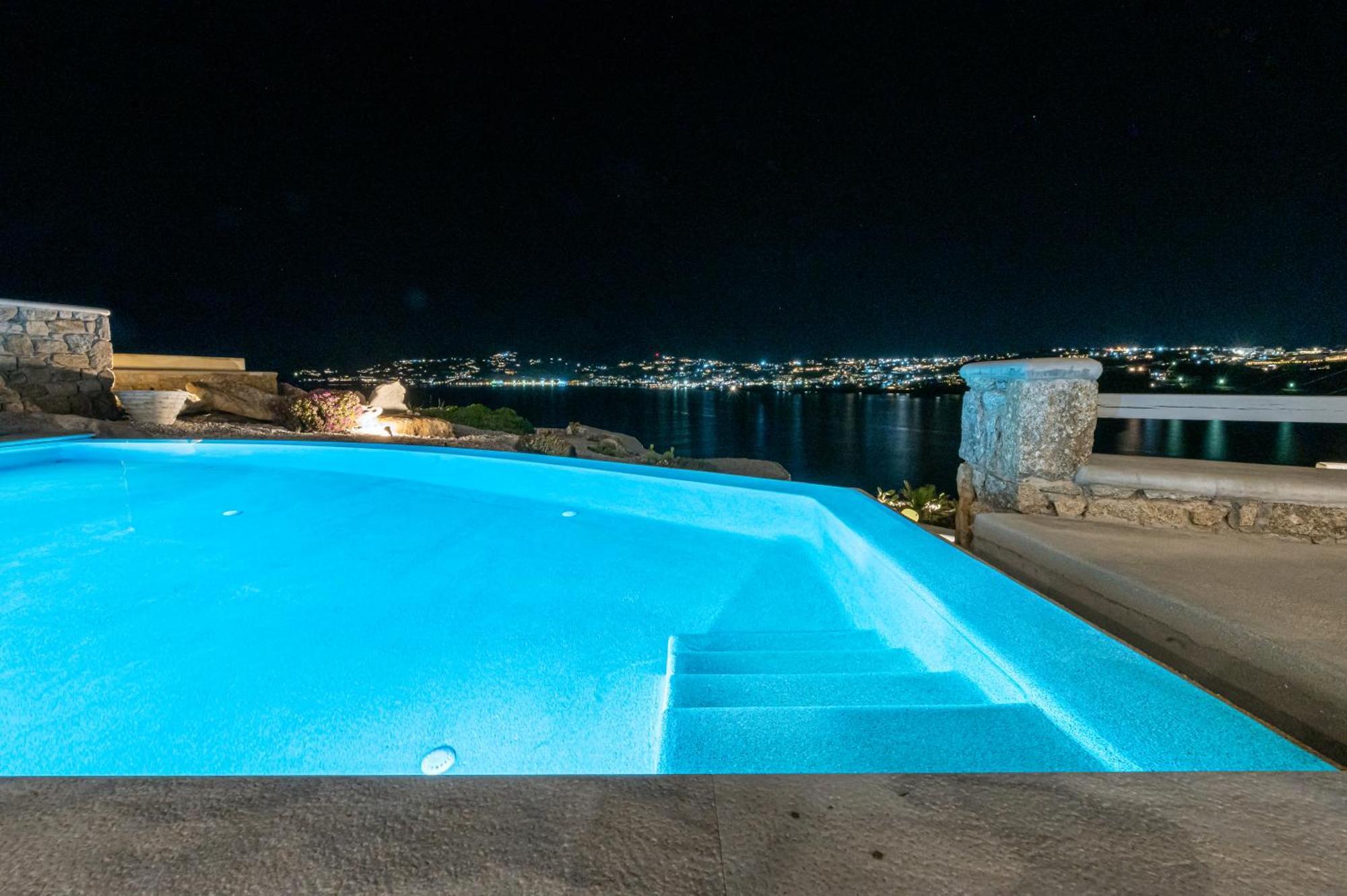 Villa Carpe Diem Mykonos ,heated Pool! *