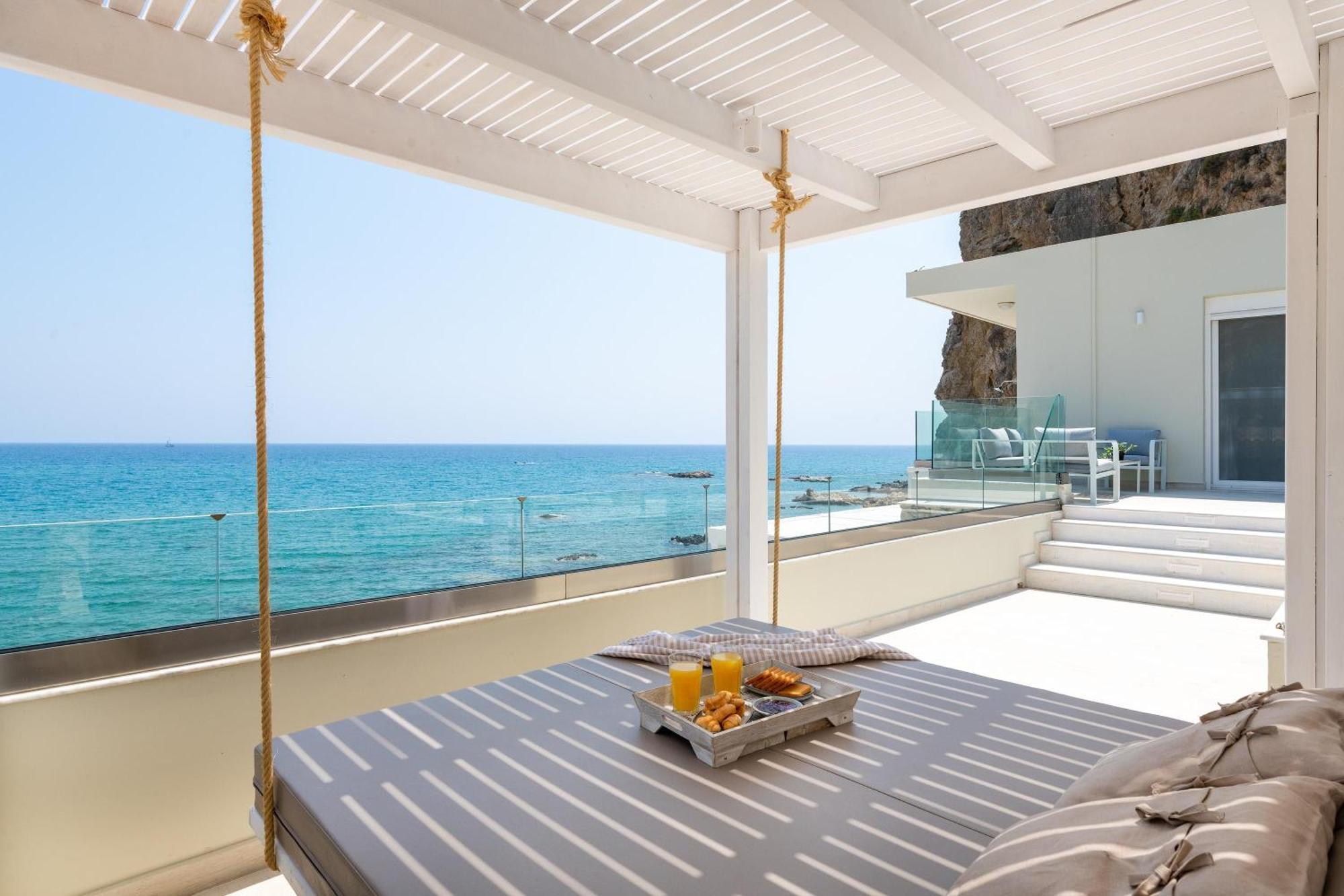 Hamilton Sea Front Villa