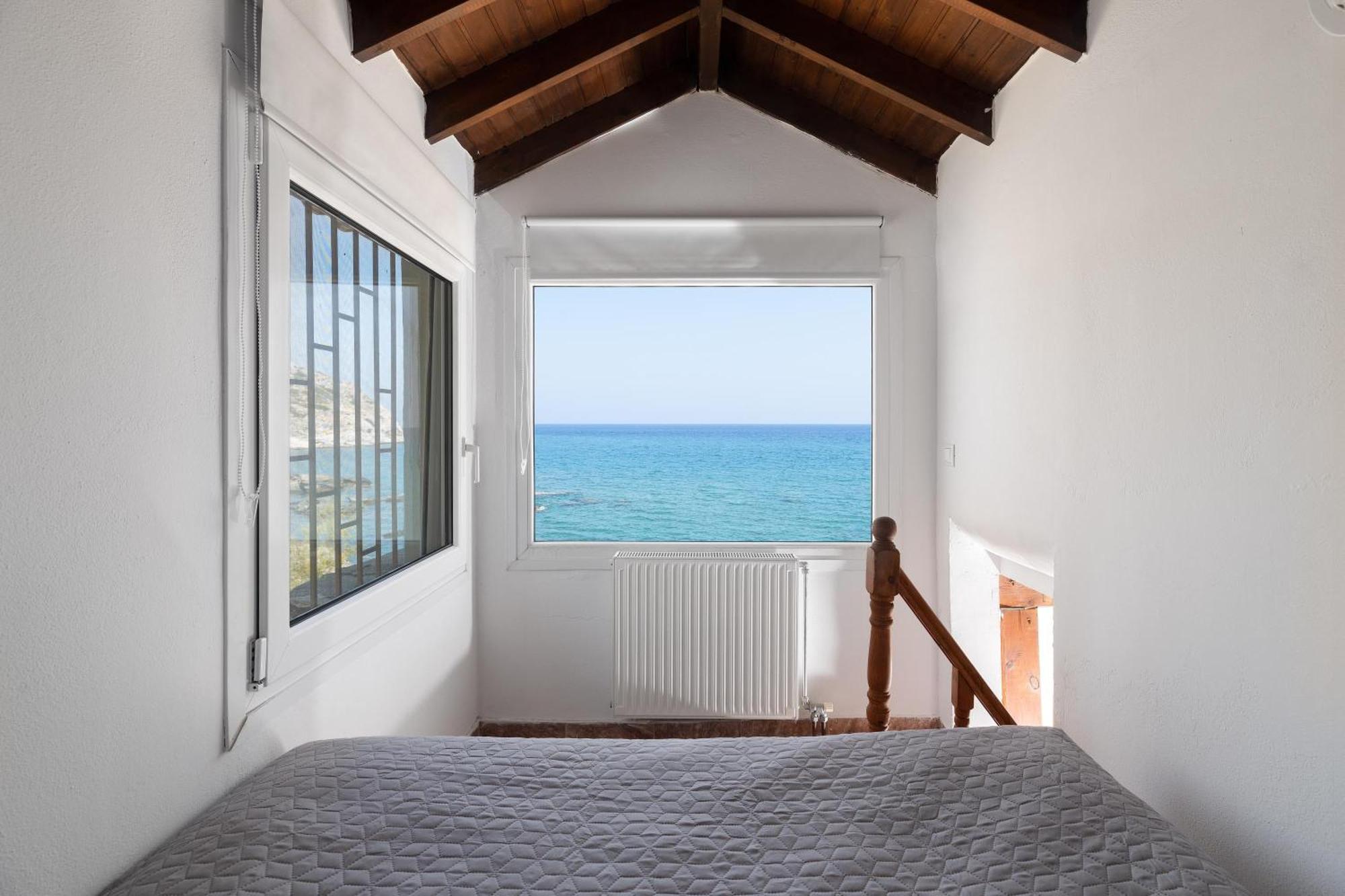 Villa Hamilton Sea Front