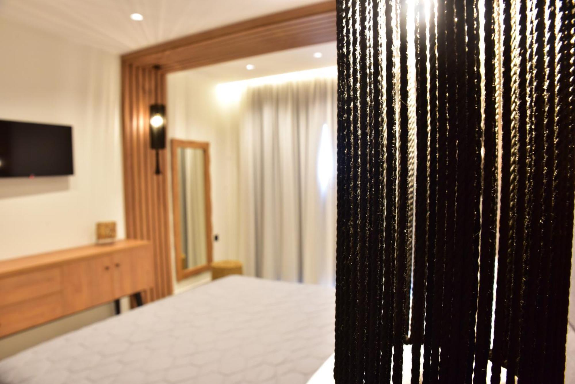 Rafael Hotel-adults Only 2*