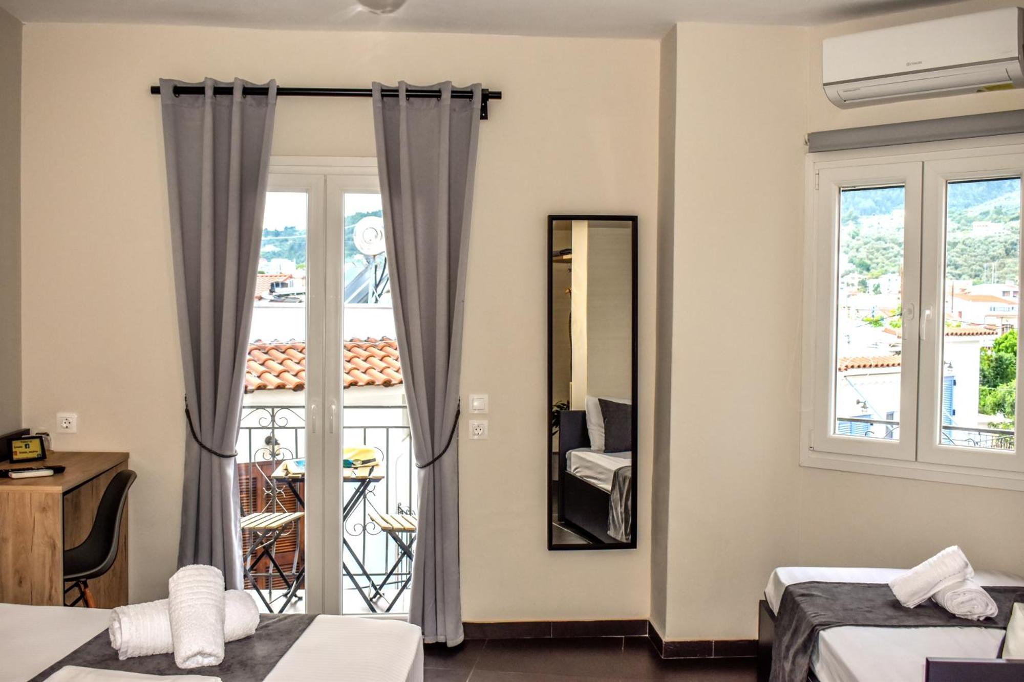 Entelia Hotel Skiathos Town