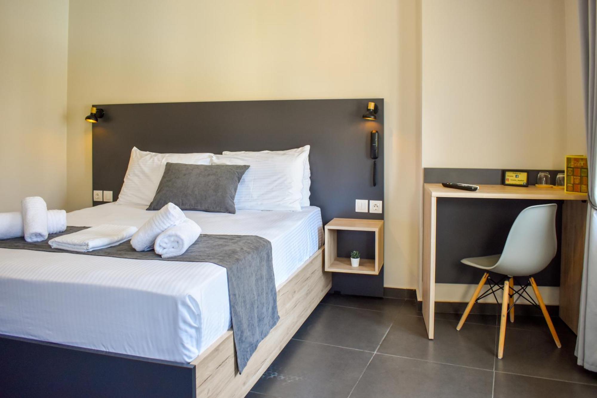 Entelia 3* Skiathos Town